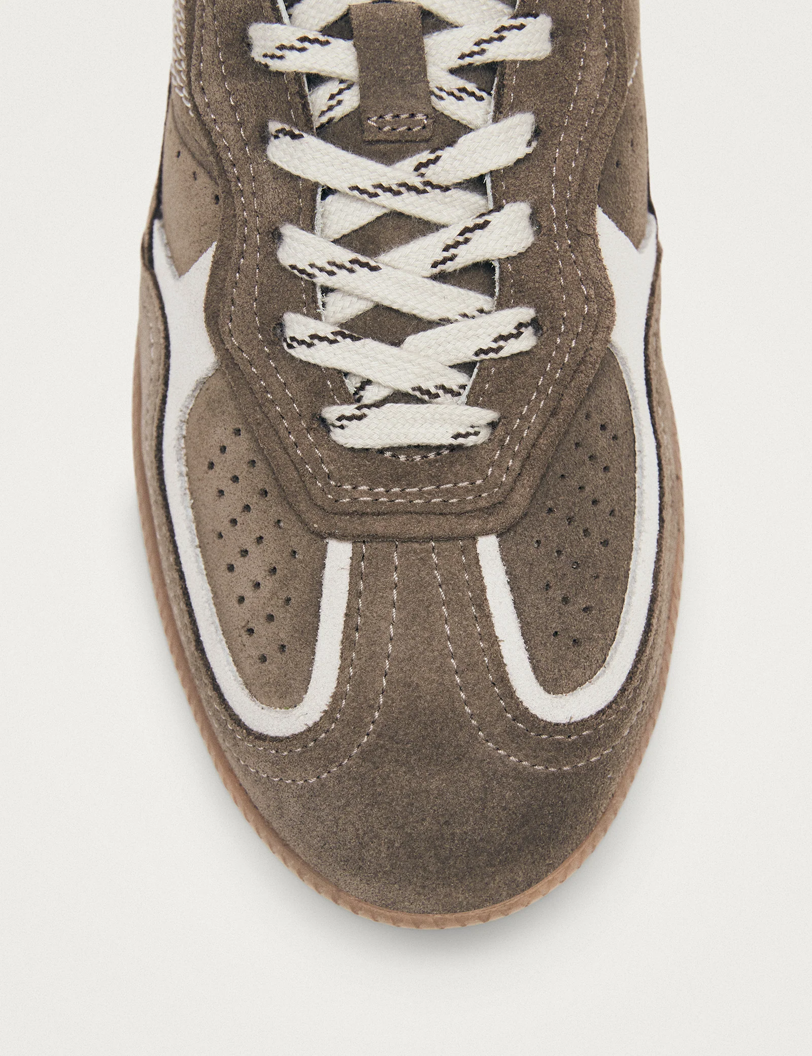 Alohas Rife Taupe Leather Trainers - Image 3