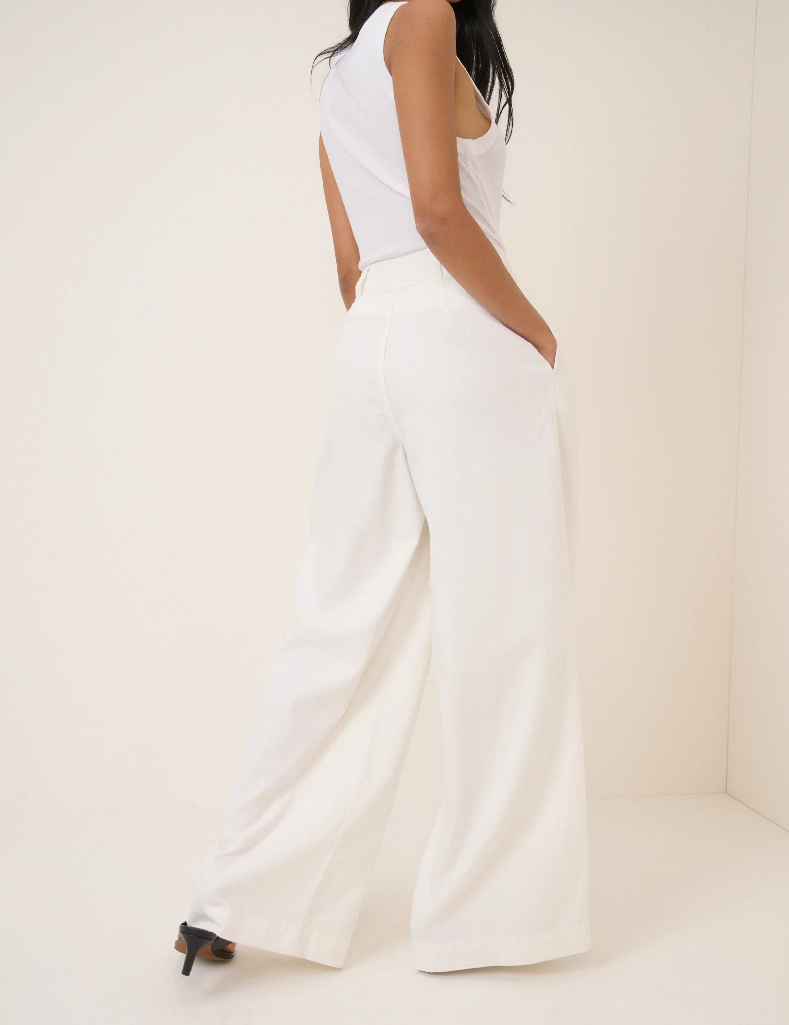 White Pleated Wide Leg Trousers - Image 5