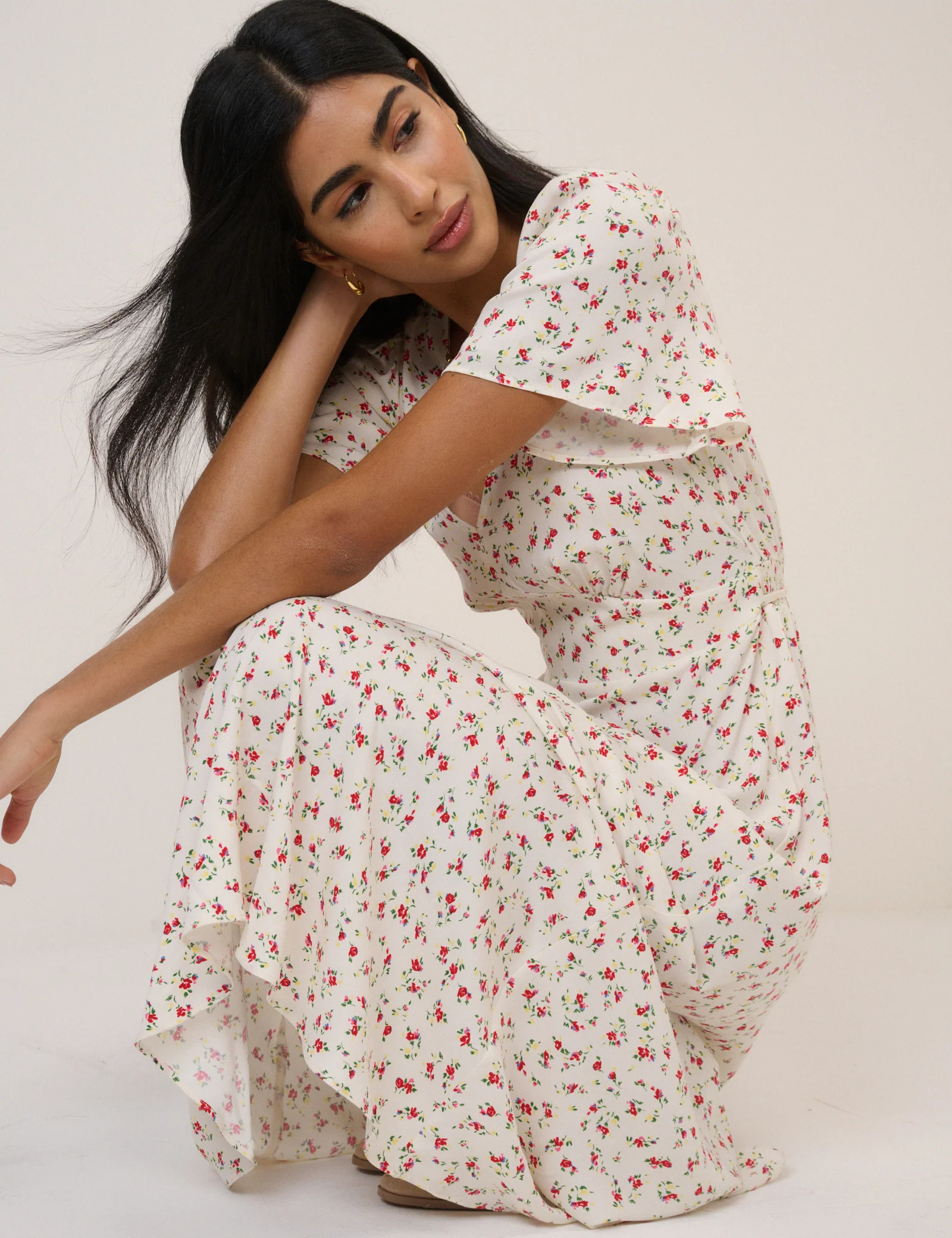 White Floral Atlas Midi Dress - Image 4