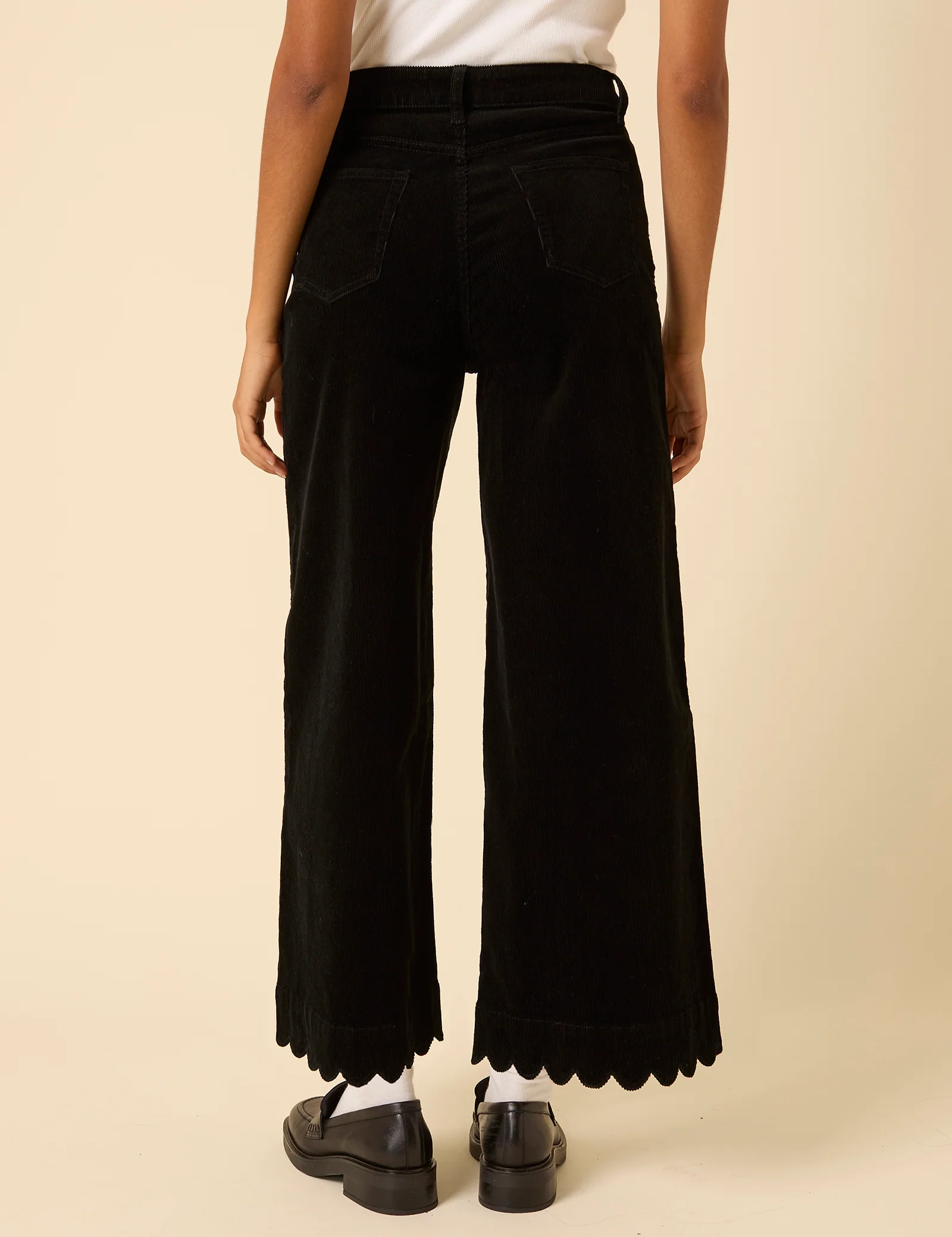 Black Cord Cropped Scallop Trim Jeans - Image 4