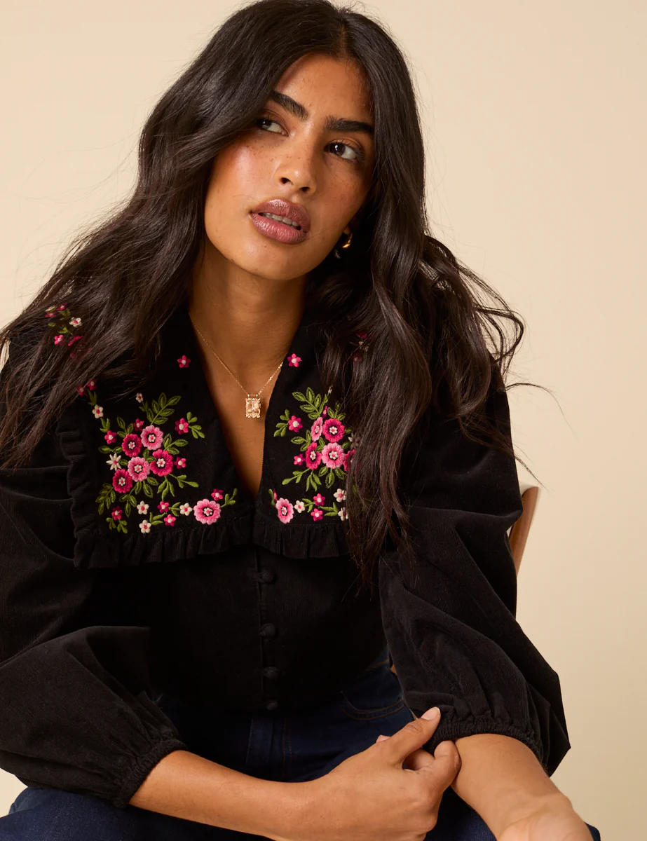Black Cord Floral Embroidered Oversized Ruffle Collar Blouse - Image 3