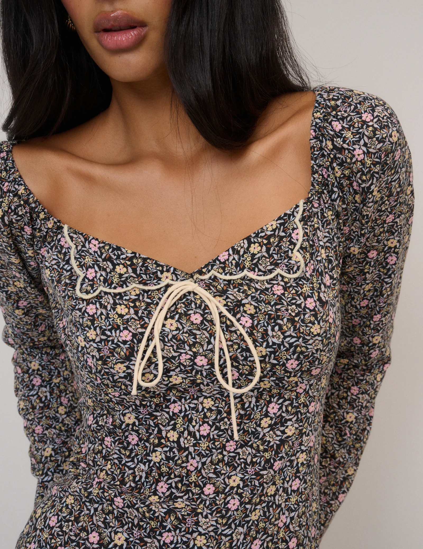 Black Floral Bow Front Top - Image 3