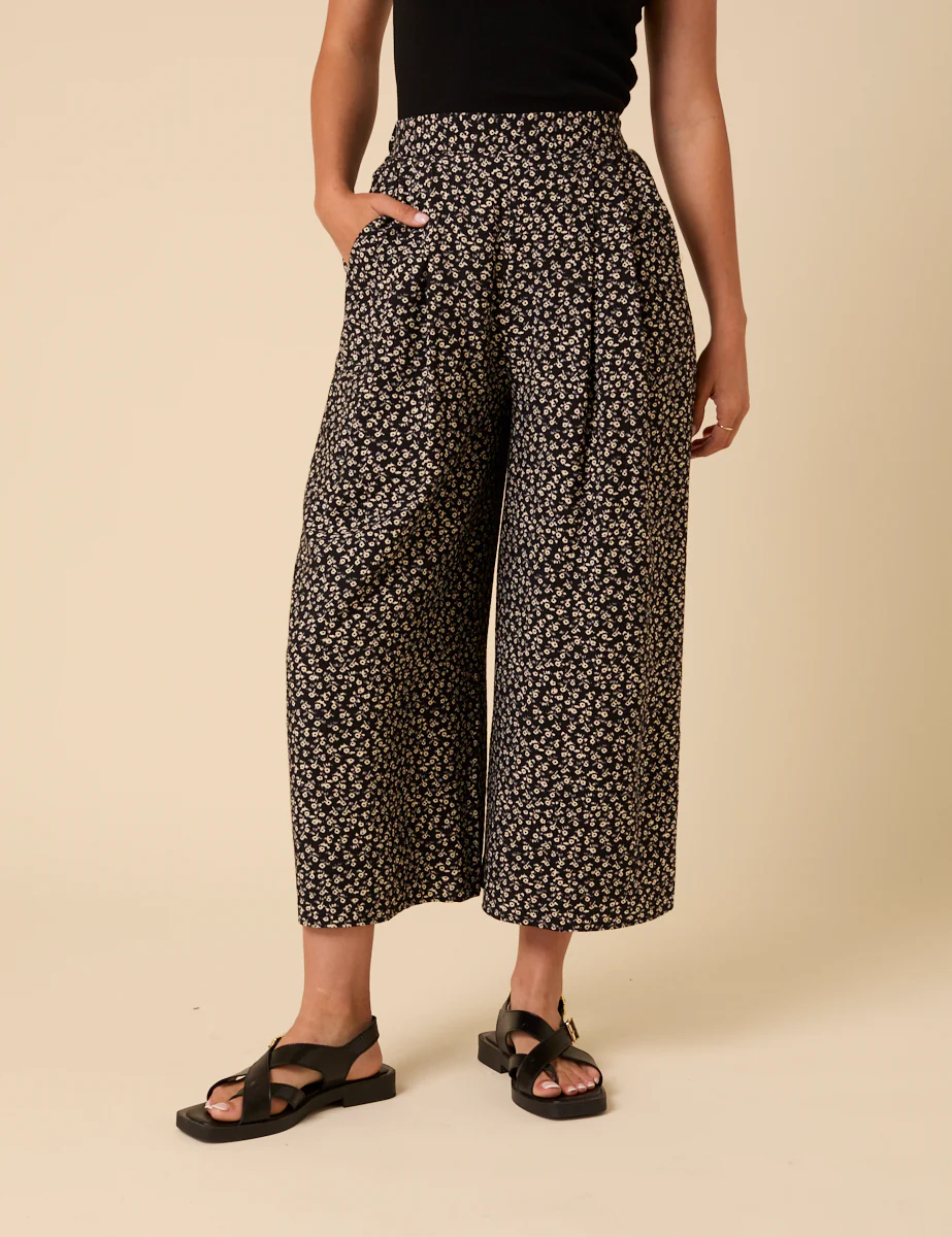 Black Floral Cropped Zeena Trousers - Image 2