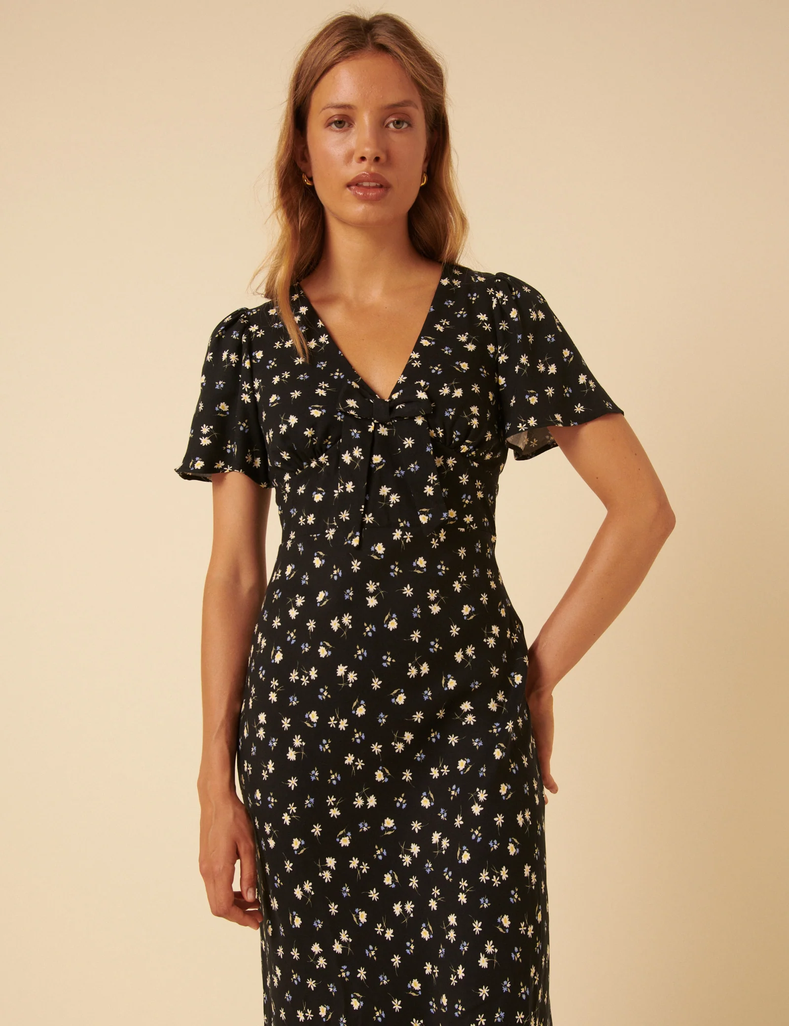 Black Floral Faith Midi Dress - Image 4