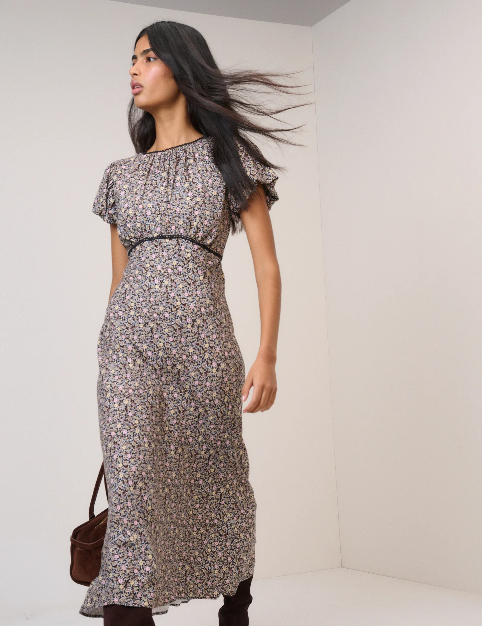Black Floral Sicily Midi Dress - Image 3