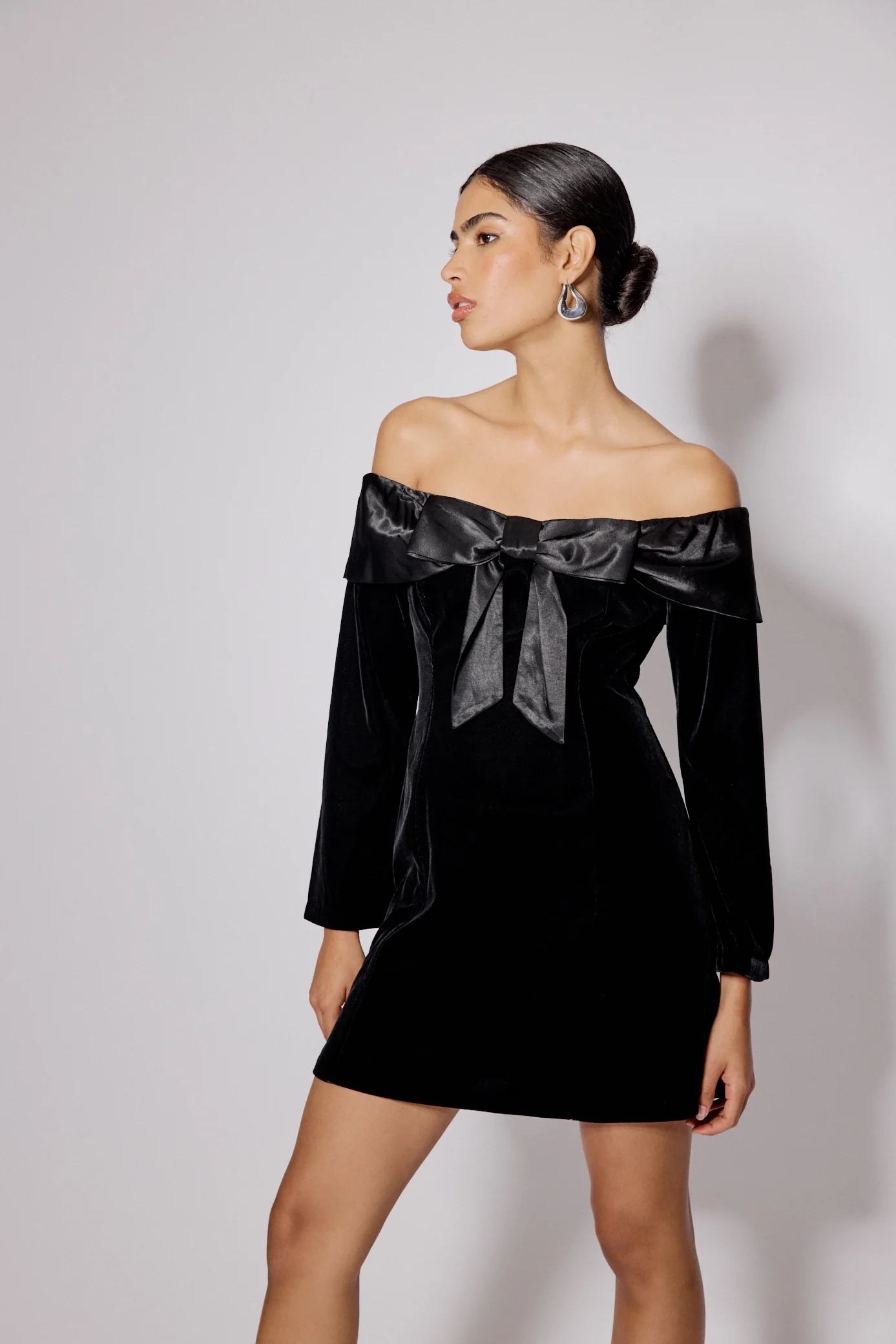Black Velvet Off Shoulder Bow Capricorn Mini Dress - Image 3