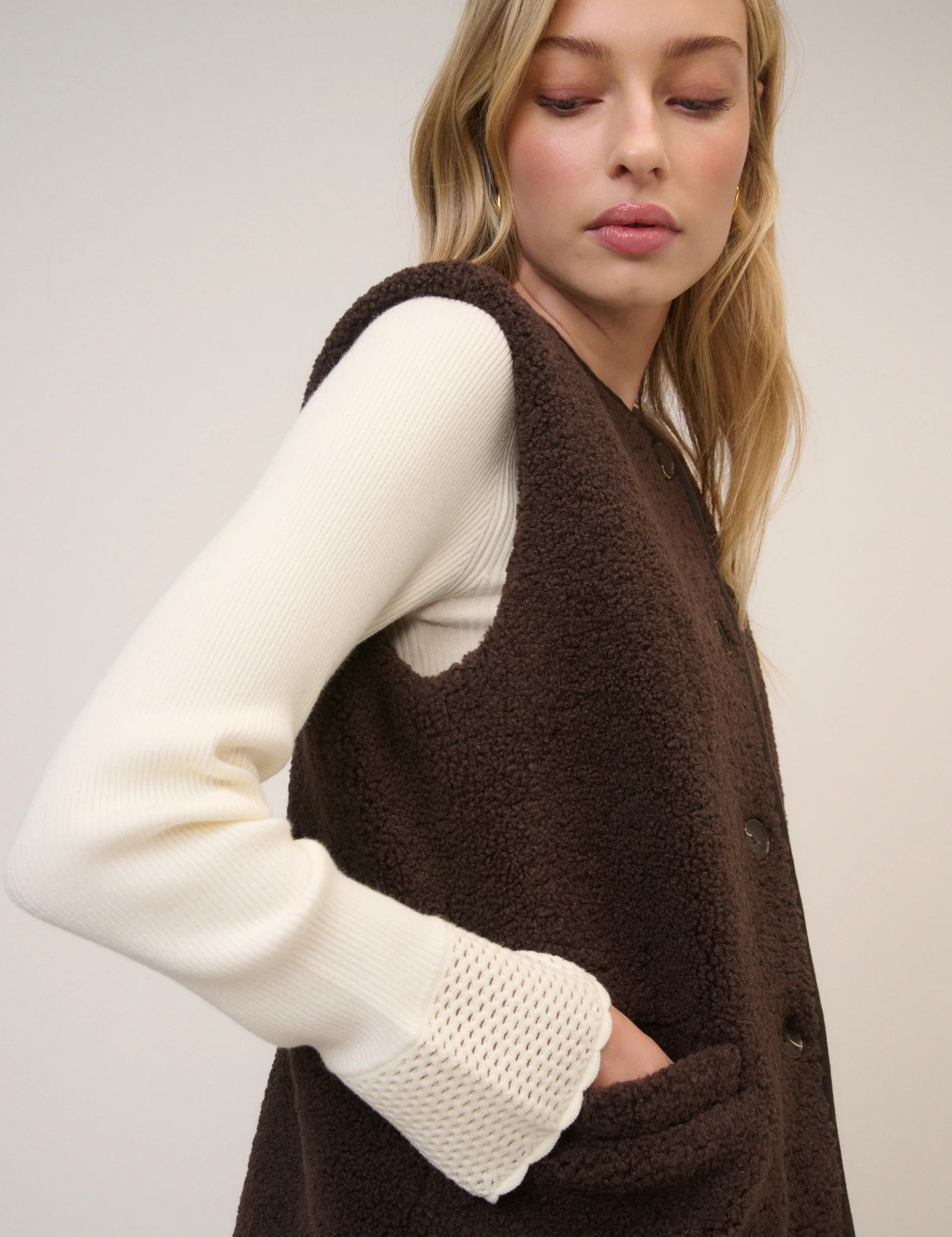 Brown Borg Gilet - Image 4