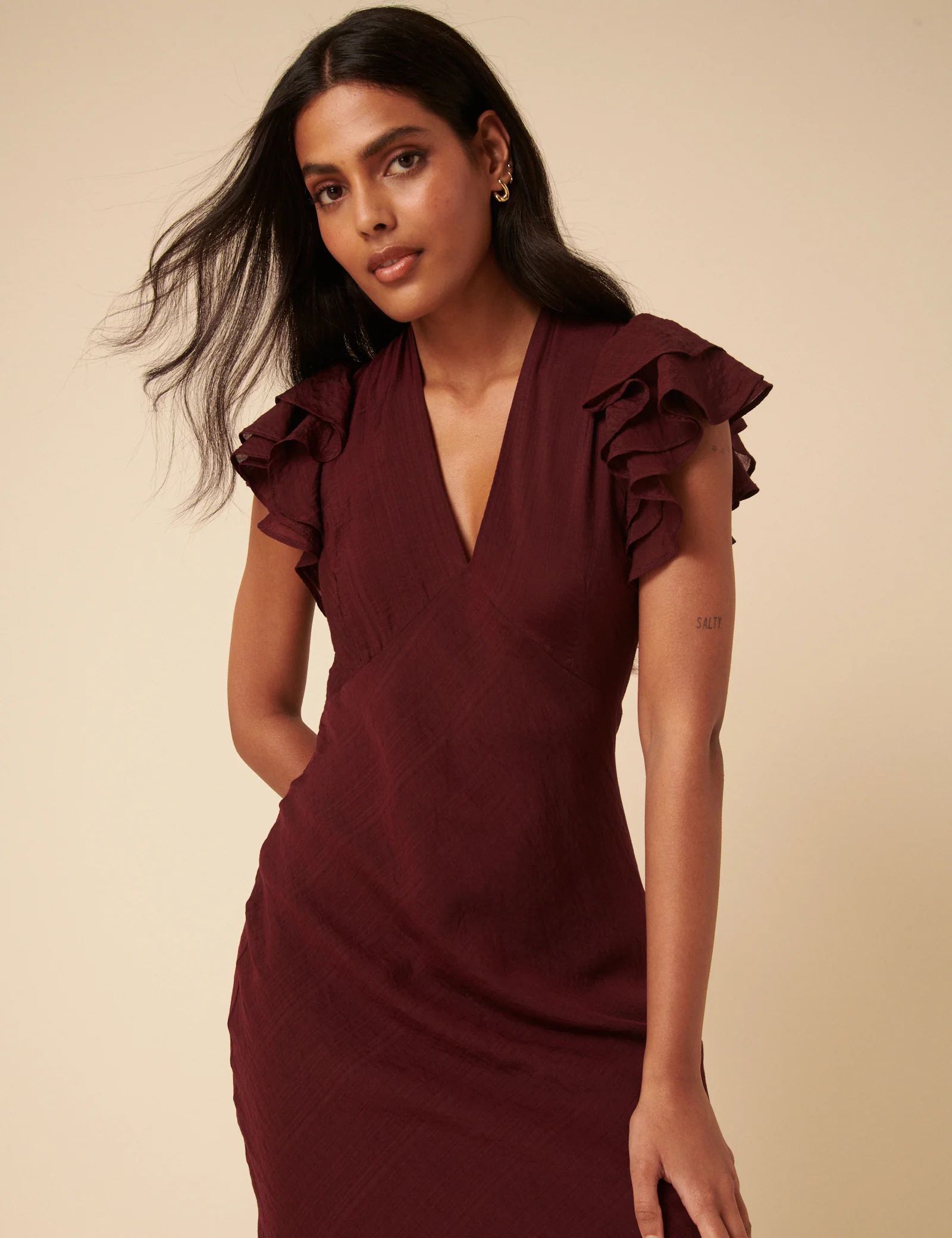Burgundy Frill Sleeve Layla Midi Dress - Image 4