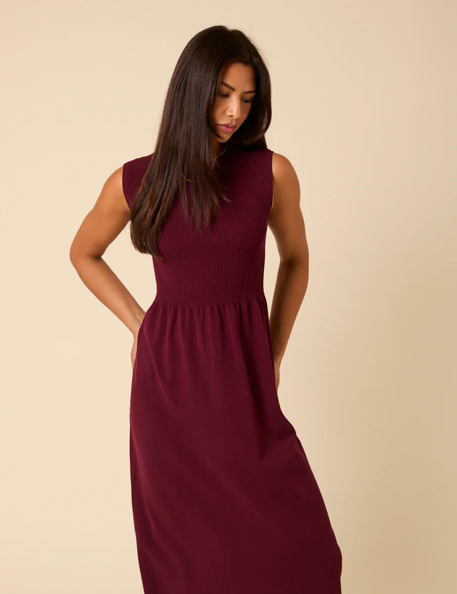 Burgundy Sleeveless Knitted Midi Dress - Image 4