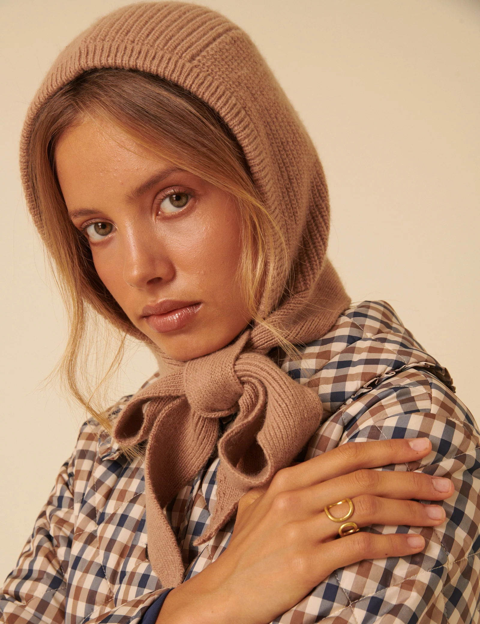 Camel Ribbed Knitted Hood