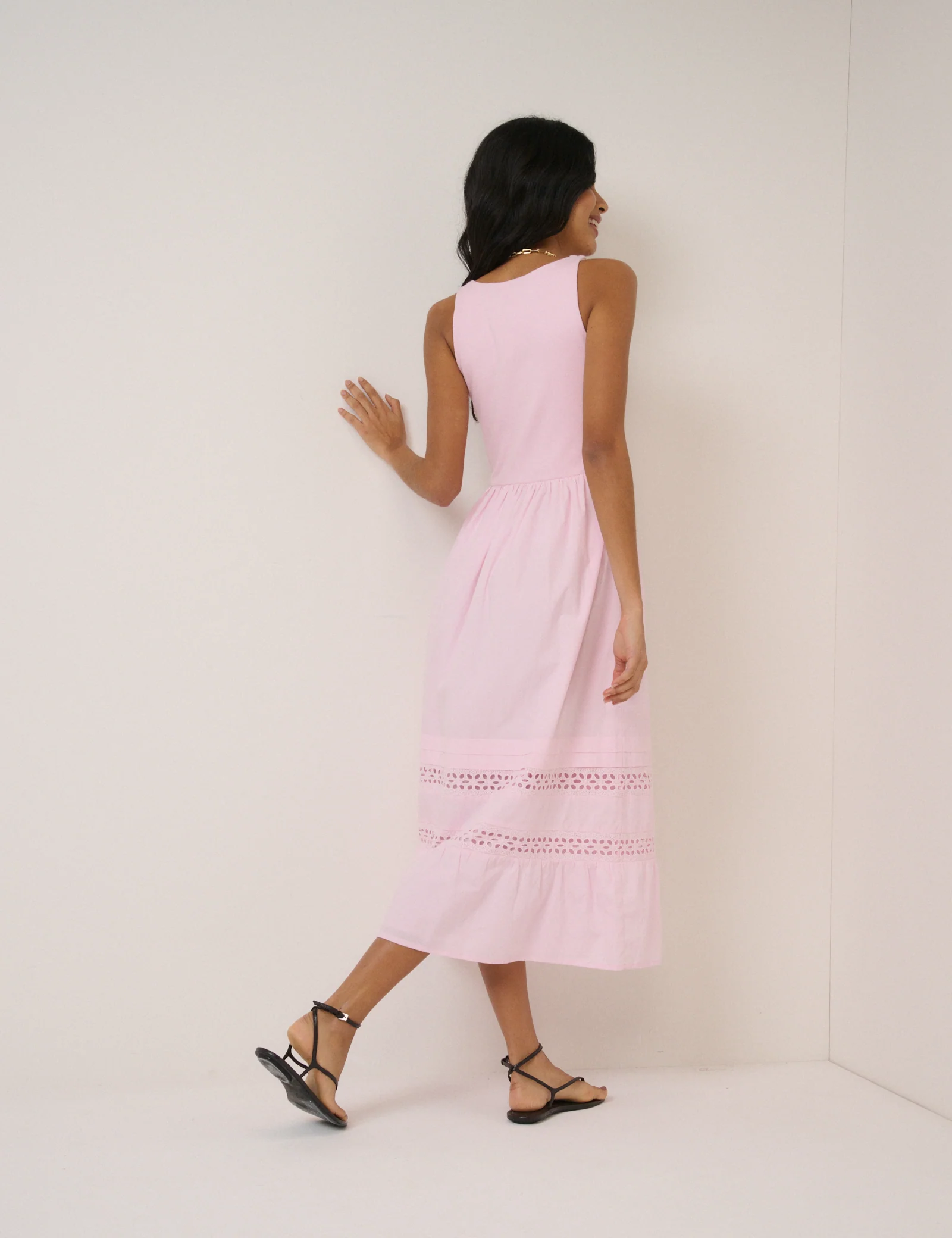 Pink Scoop Neck Everleigh Midi Dress - Image 5