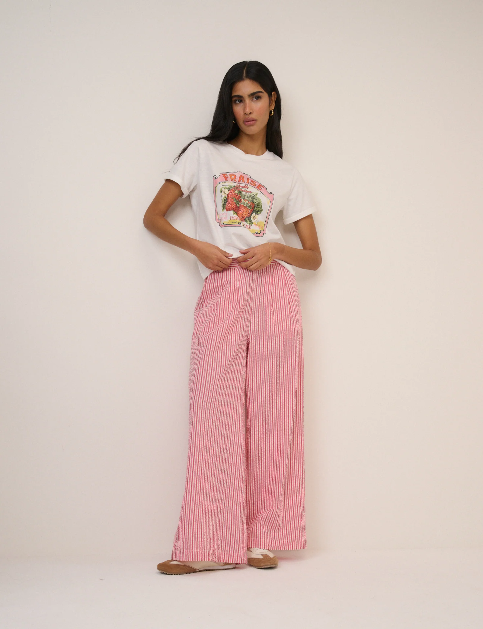 White Fruits Graphic T-Shirt - Image 4
