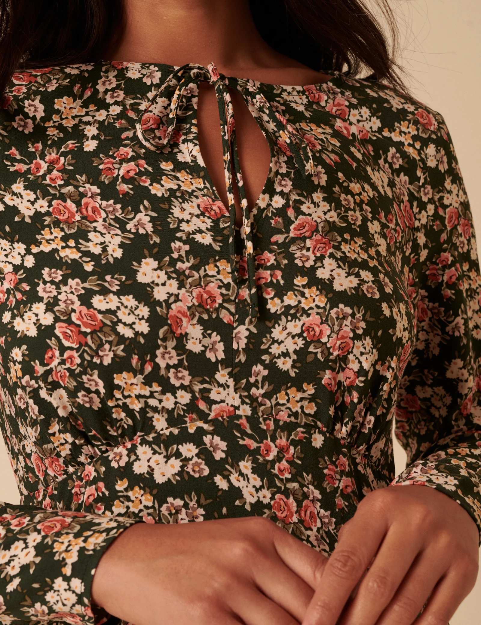 Green Ditsy Floral Long Sleeve Tessa Mini Dress - Image 4