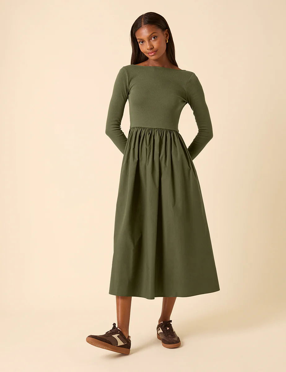 Green Scoop Neck A-Line Midi Dress - Image 5