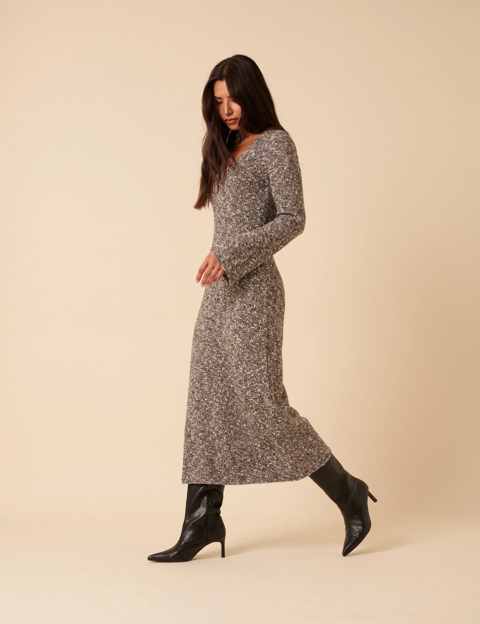 Grey And White Scoop Knitted Neck Midi Dress - Image 3