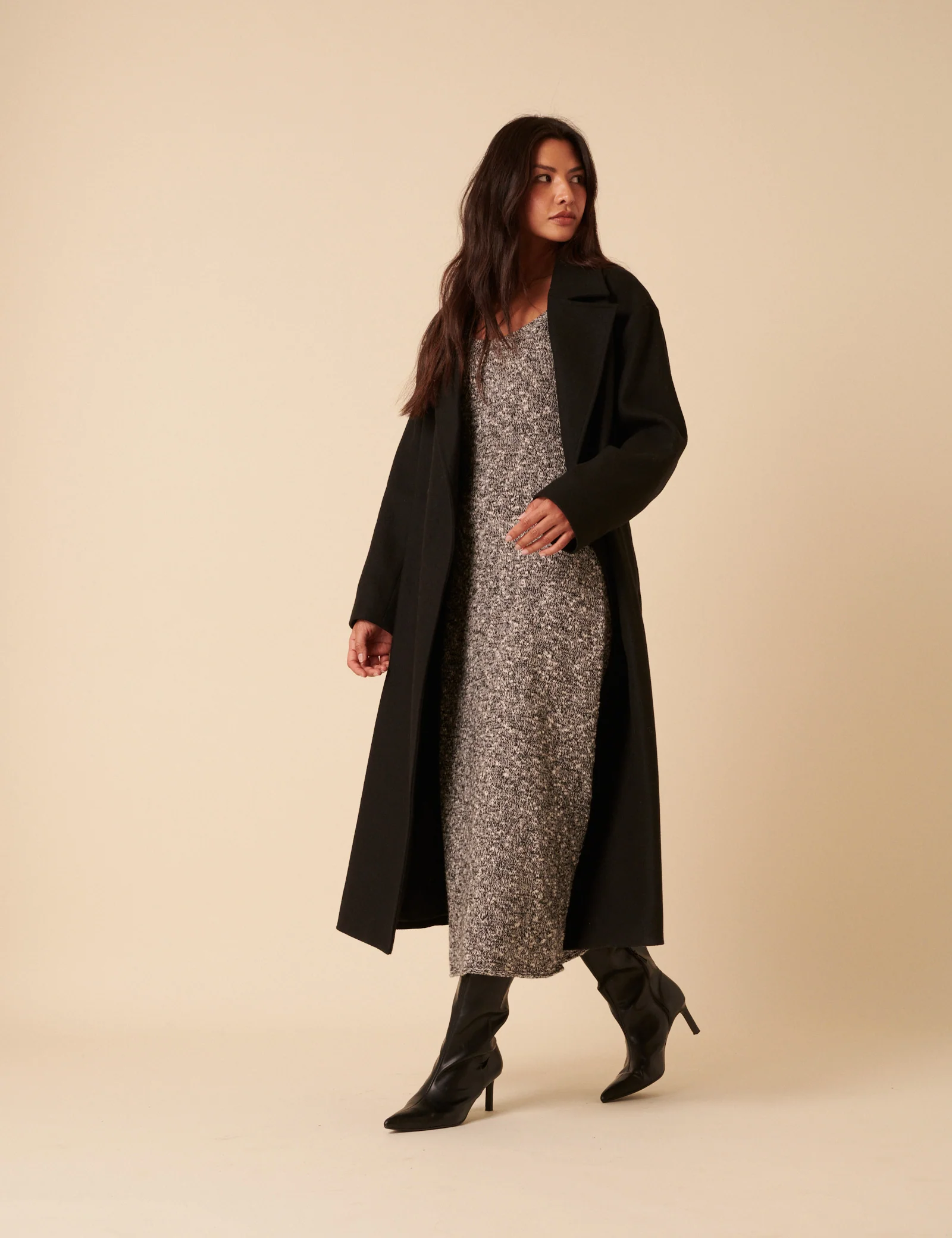Grey And White Scoop Knitted Neck Midi Dress - Image 4