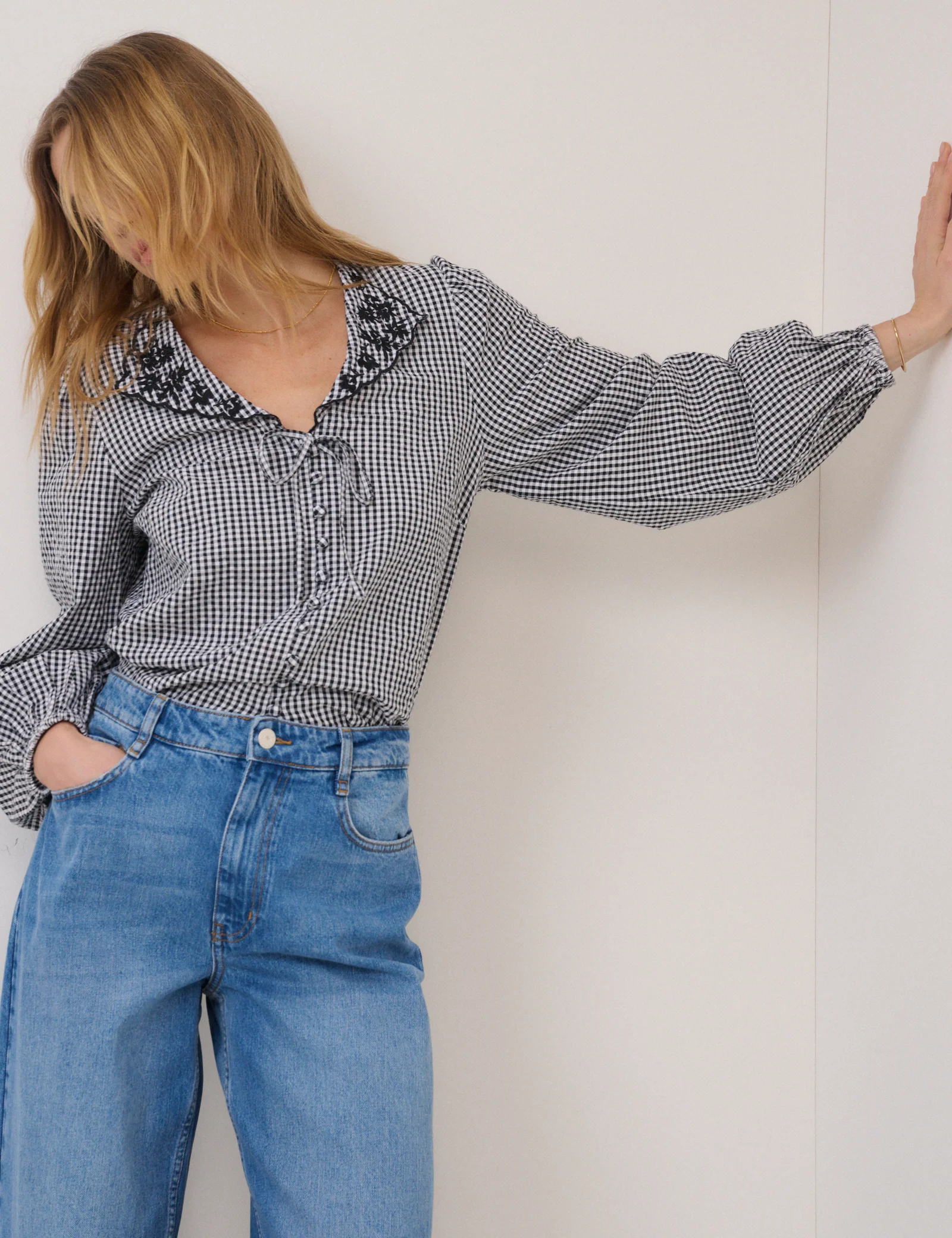 Black Gingham Embroidered Floral Collar Blouse - Image 3