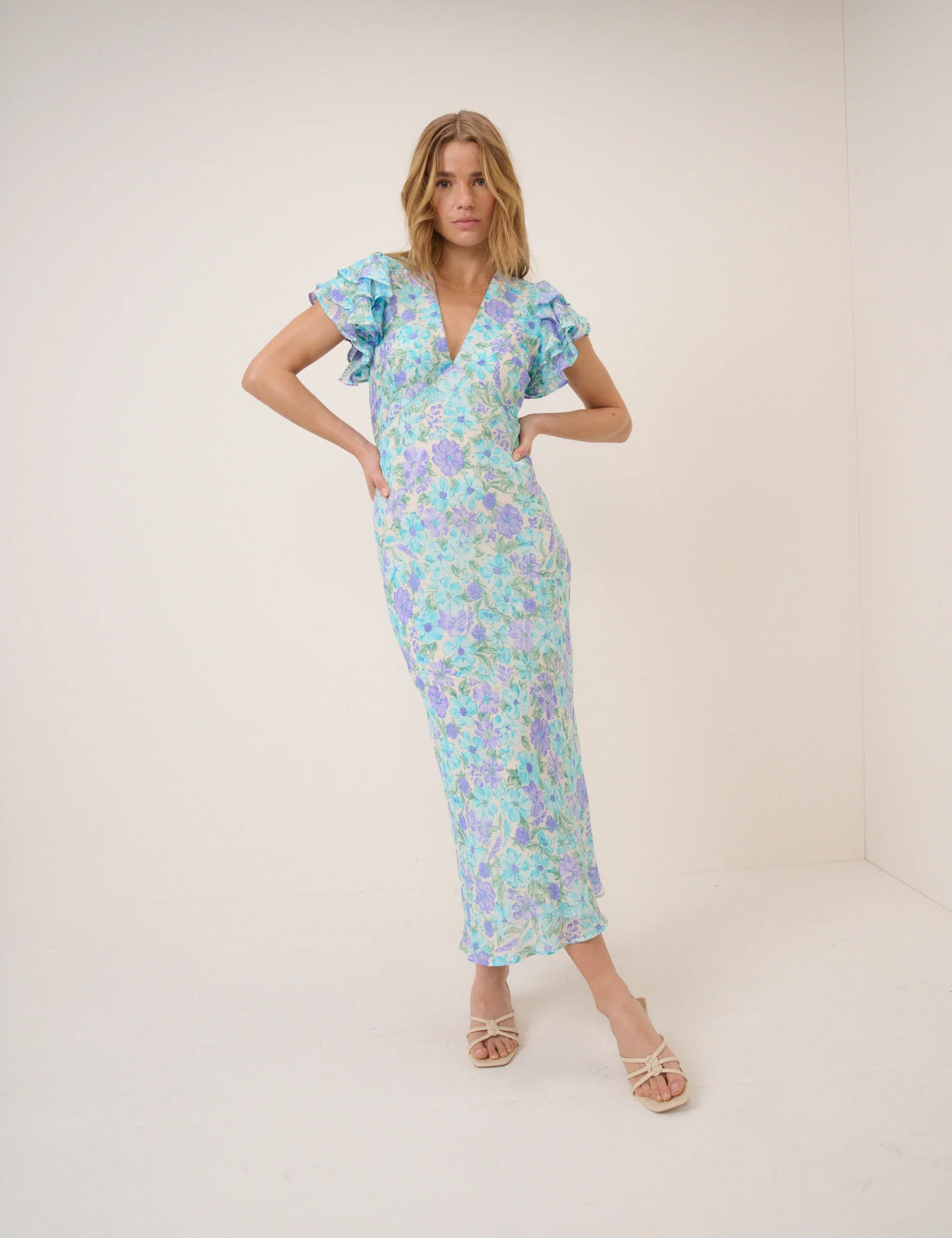 Blue Floral Layla Midi Dress - Image 2