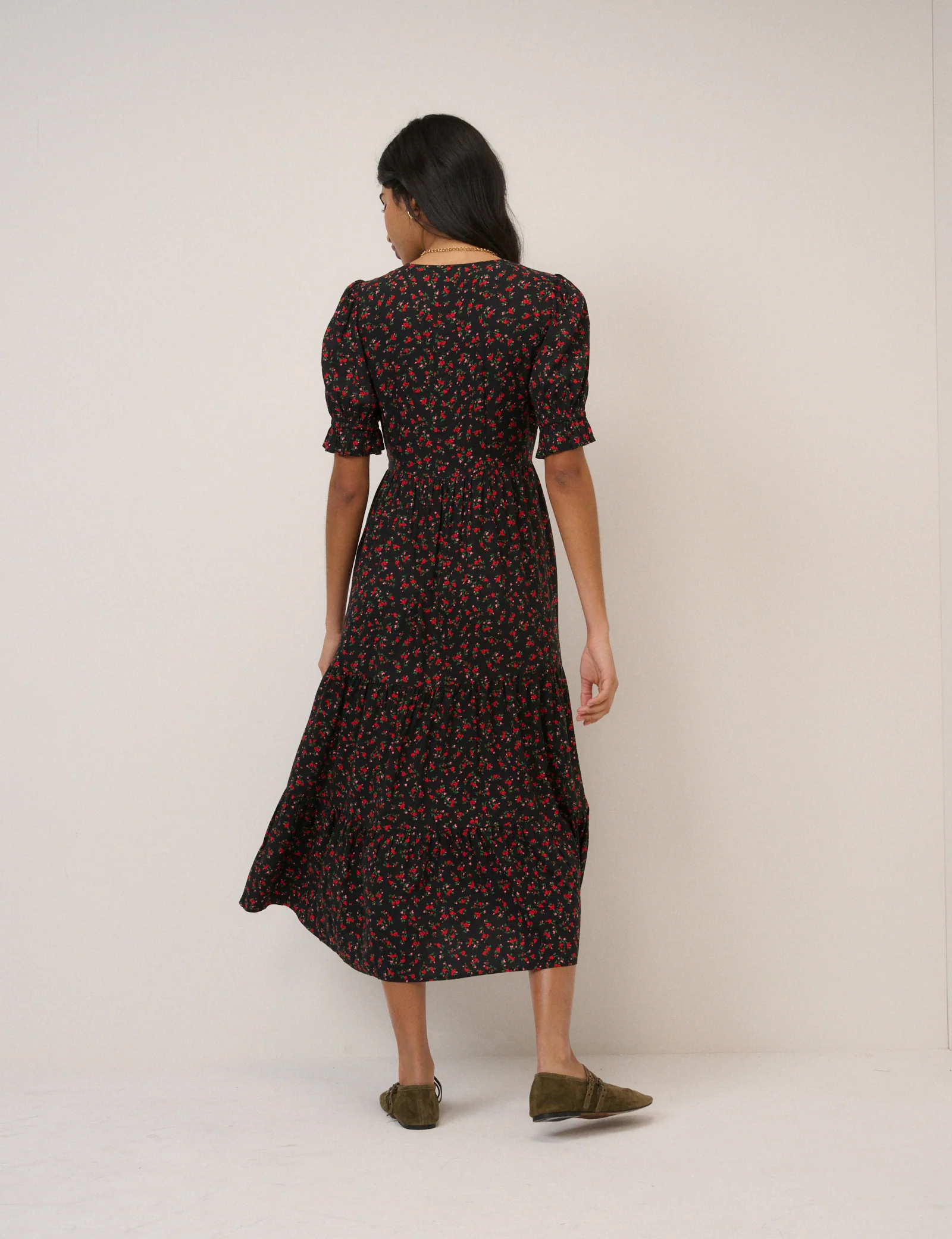 Black Floral Tiered Lia Midi Dress - Image 5