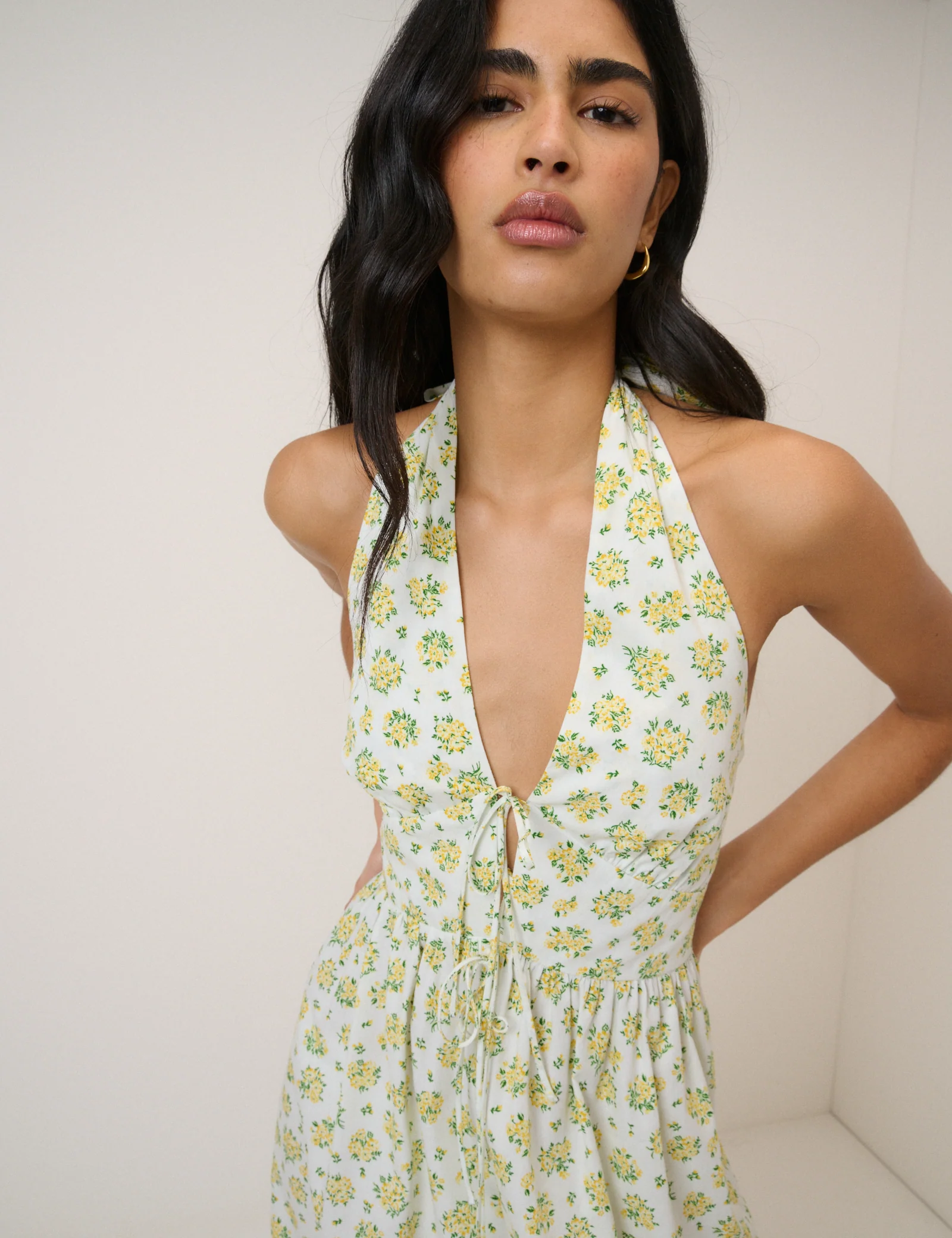 Yellow Floral Halter Neck  Lilijana Midi Dress - Image 4