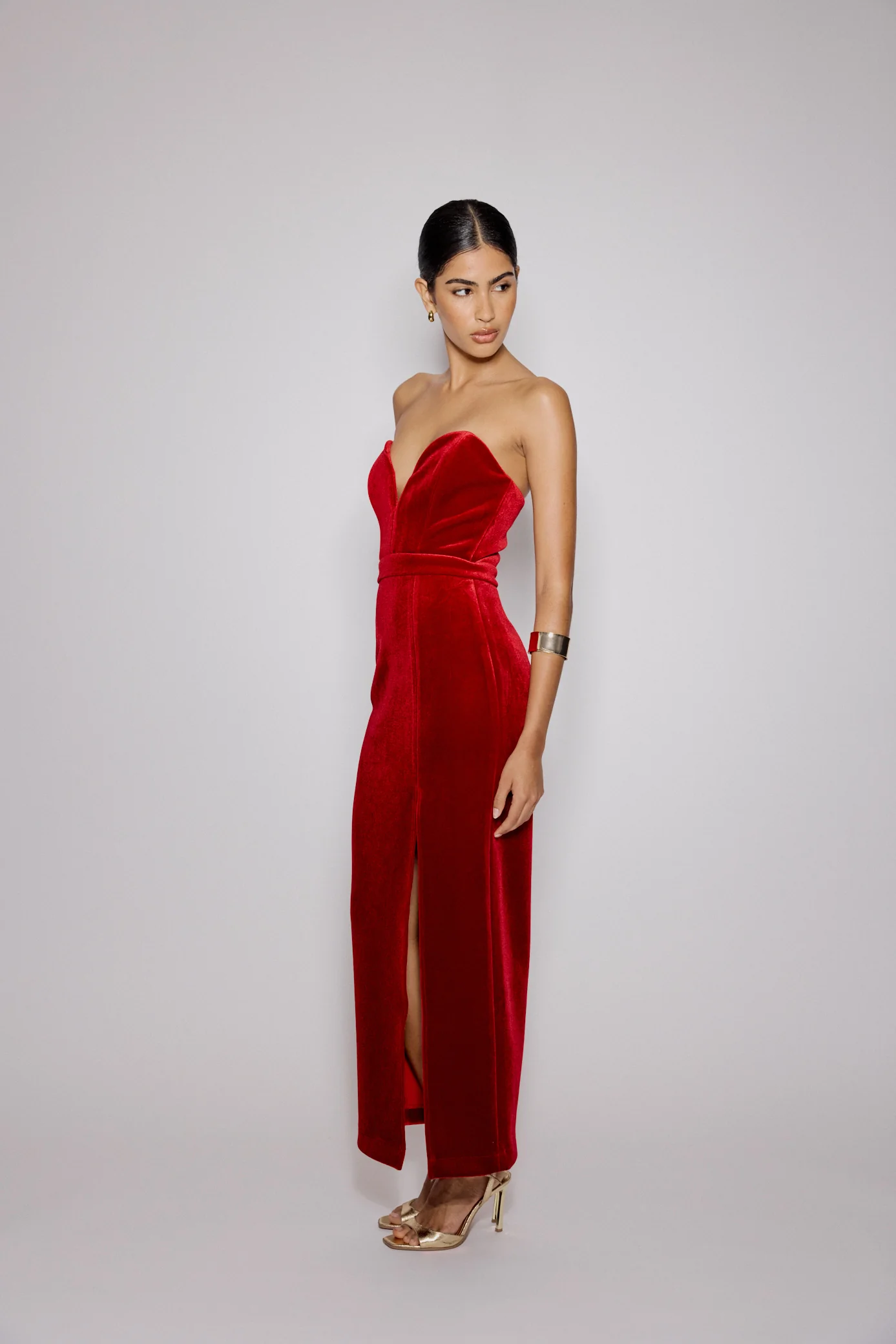 Red Sweetheart Bandeau Velvet Nola Midi Dress - Image 5