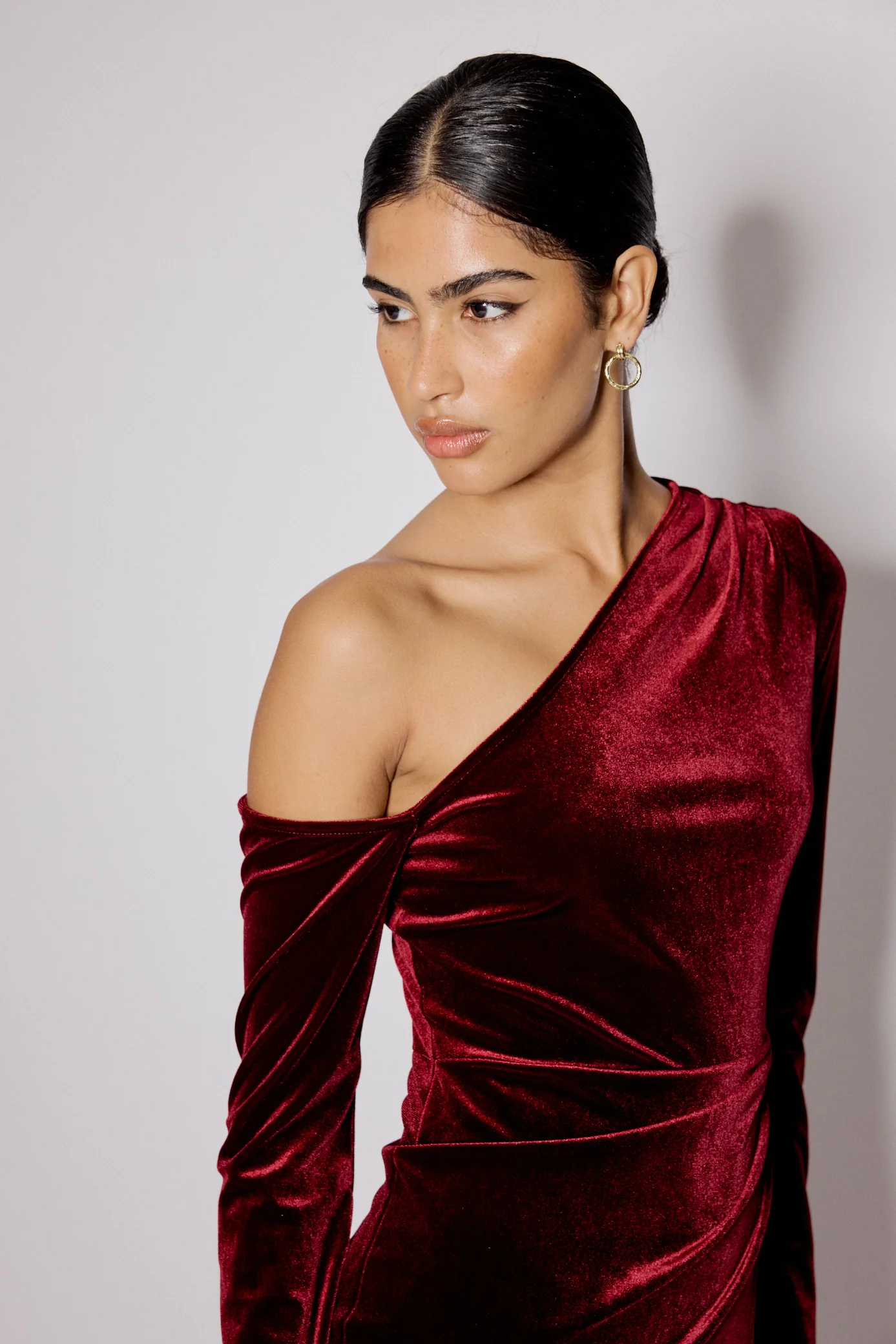Red Velvet Asymmetric Virgo Midi Dress - Image 3