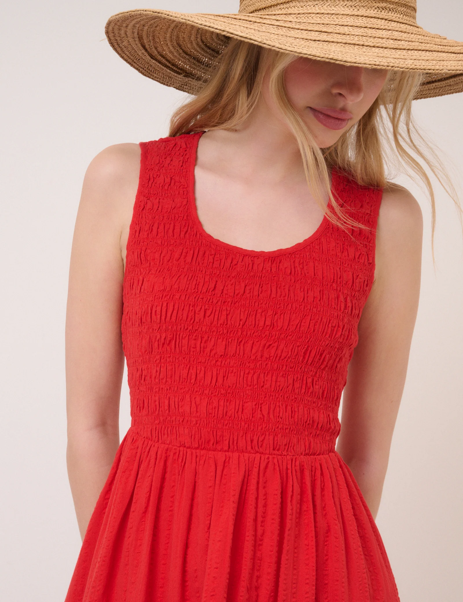 Red Shirred Sleeveless Kinsley Midi Dress - Image 2