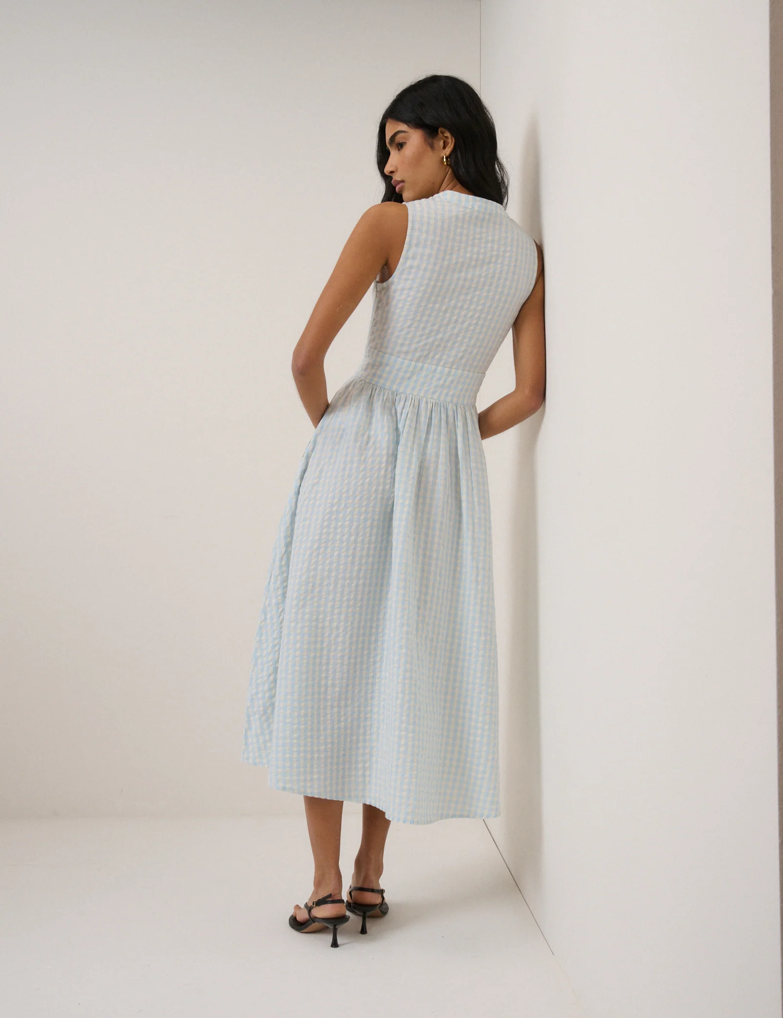 Light Blue Gingham Sleeveless Starlight Midi Dress - Image 5