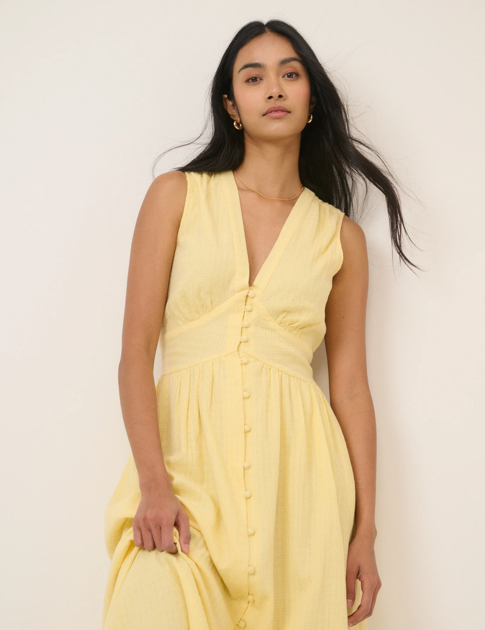 Butter Yellow Sleeveless Starlight Midi Dress - Image 2