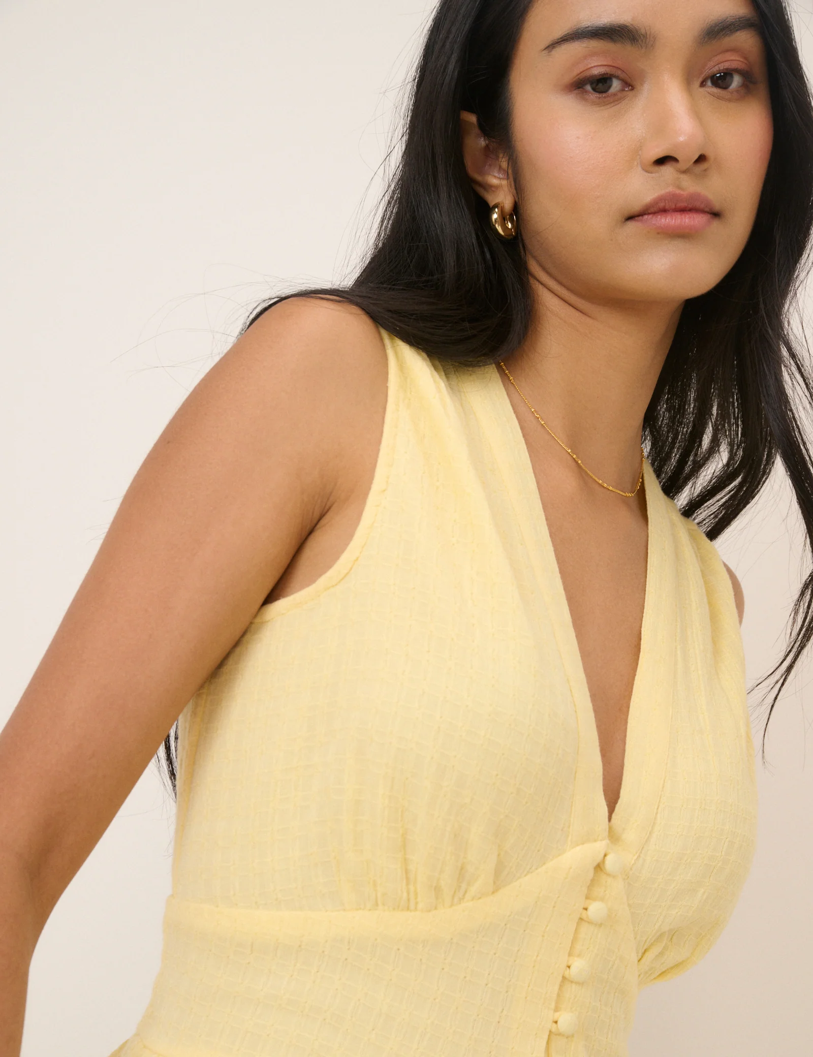 Butter Yellow Sleeveless Starlight Midi Dress - Image 3