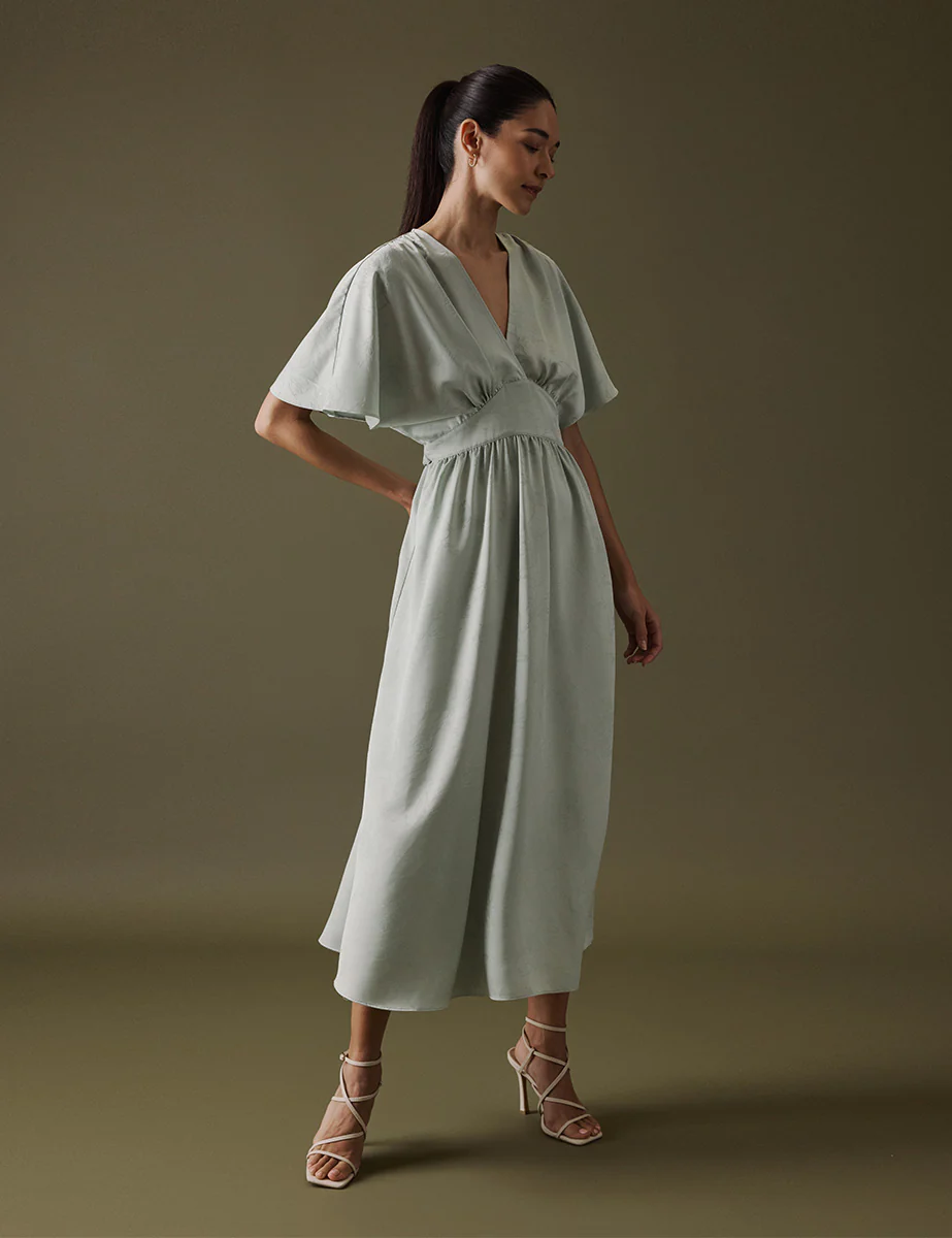 Soft Green V Neck Midi Lorelai Dress
