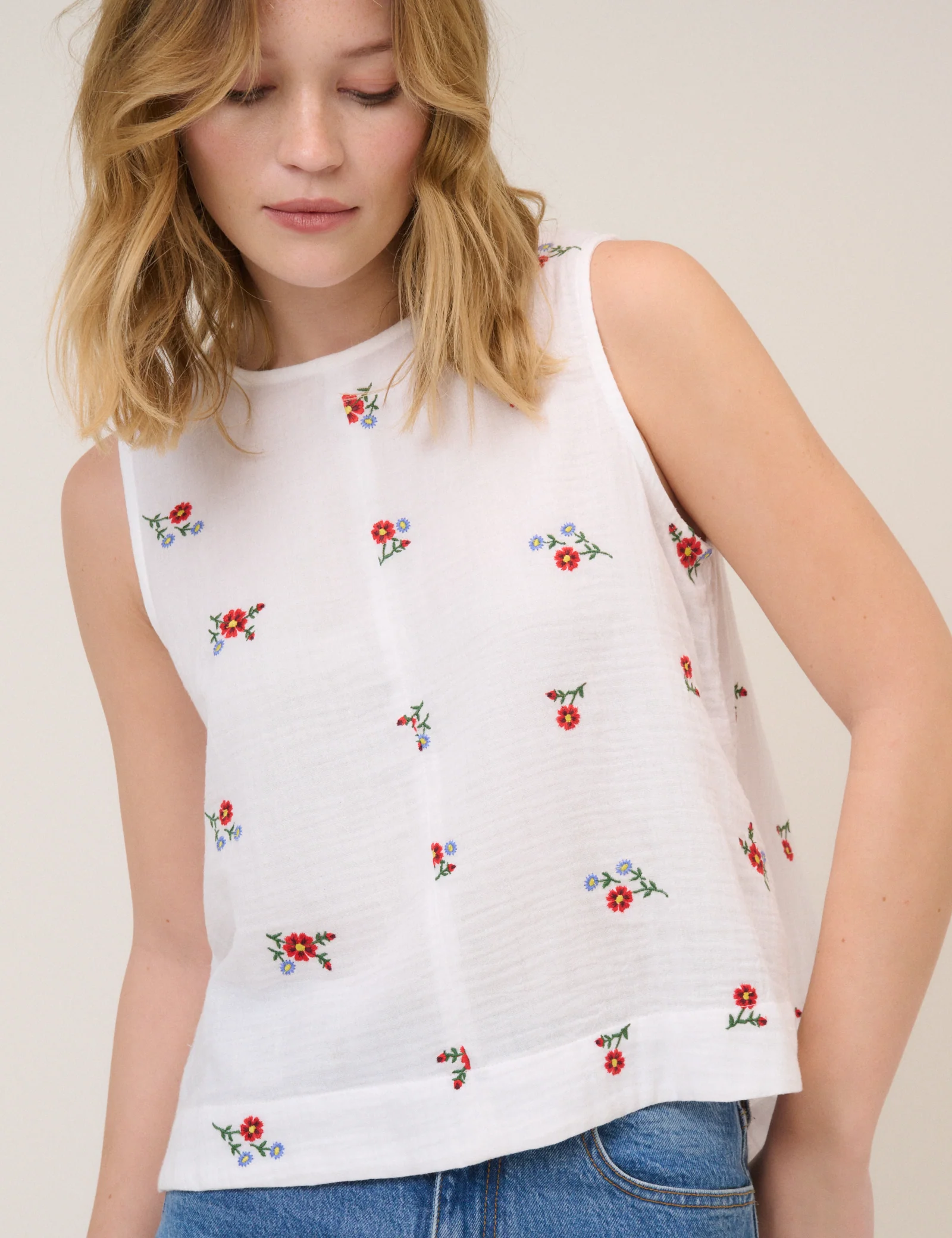White Floral Embroidered Stirling Top - Image 2
