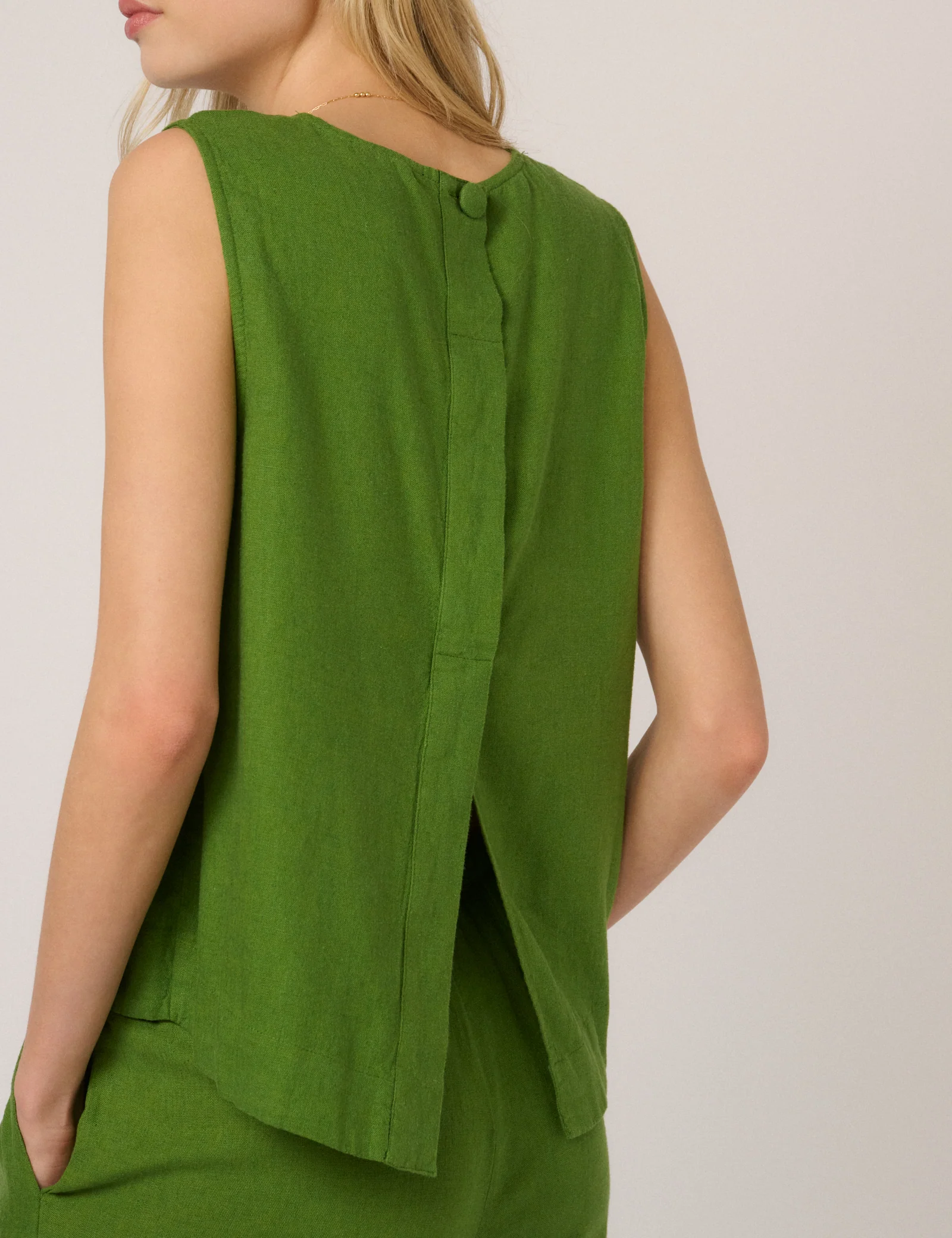 Green Linen-Blend Stirling Top - Image 5