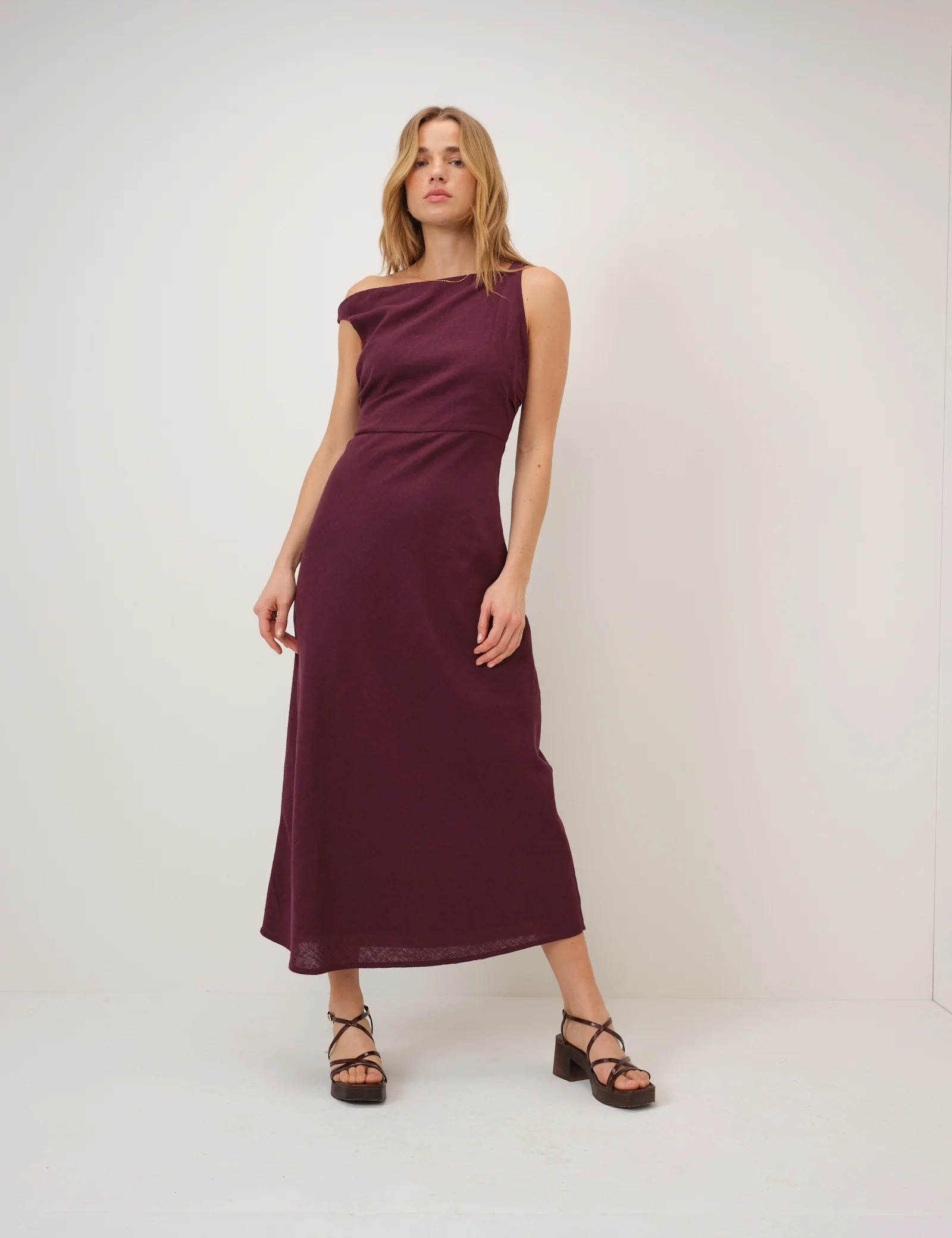 Dark Brown Leather Block Heel Sandels - Image 3
