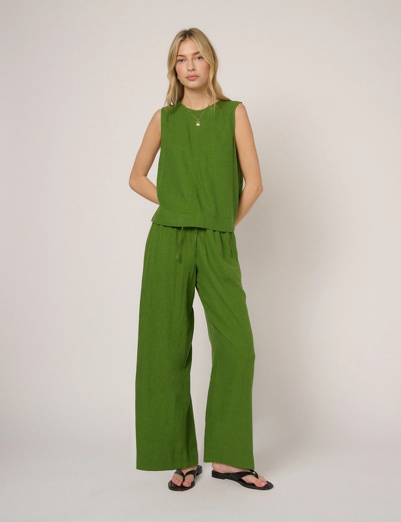 Green Linen-Blend Low Waisted Trousers
