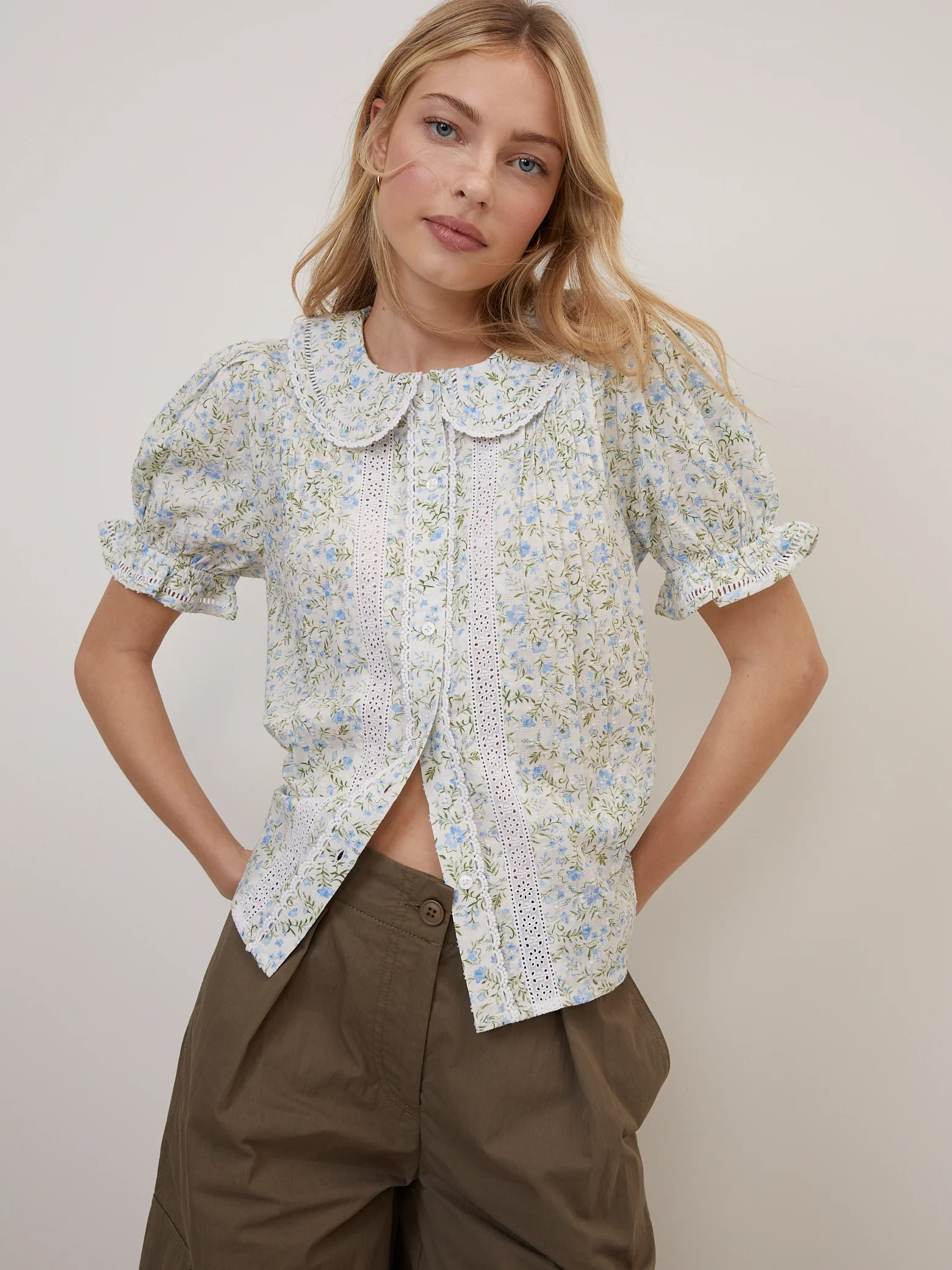 White Floral Peter Pan Blouse - Image 4