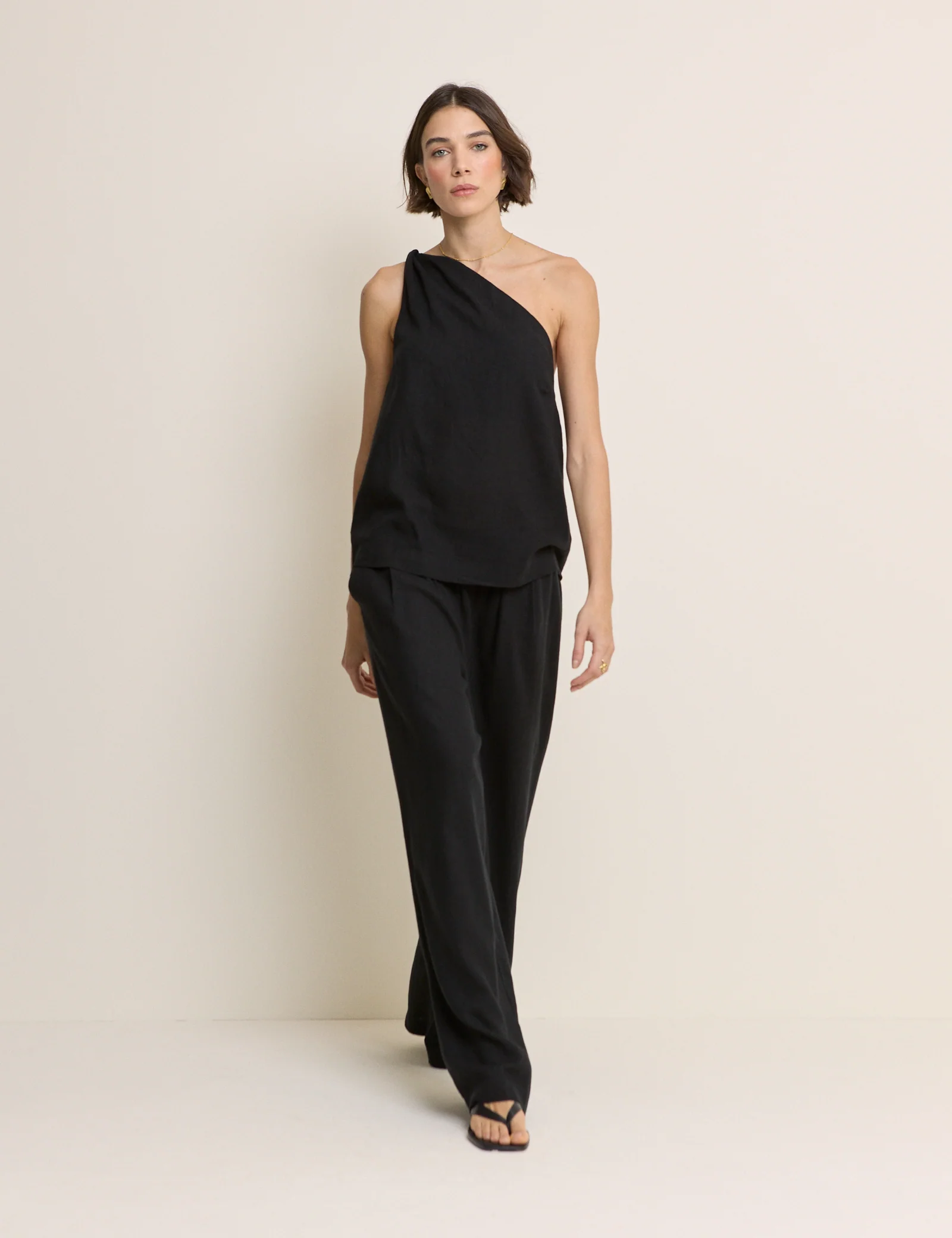 Black One Shoulder Twisted Top - Image 4