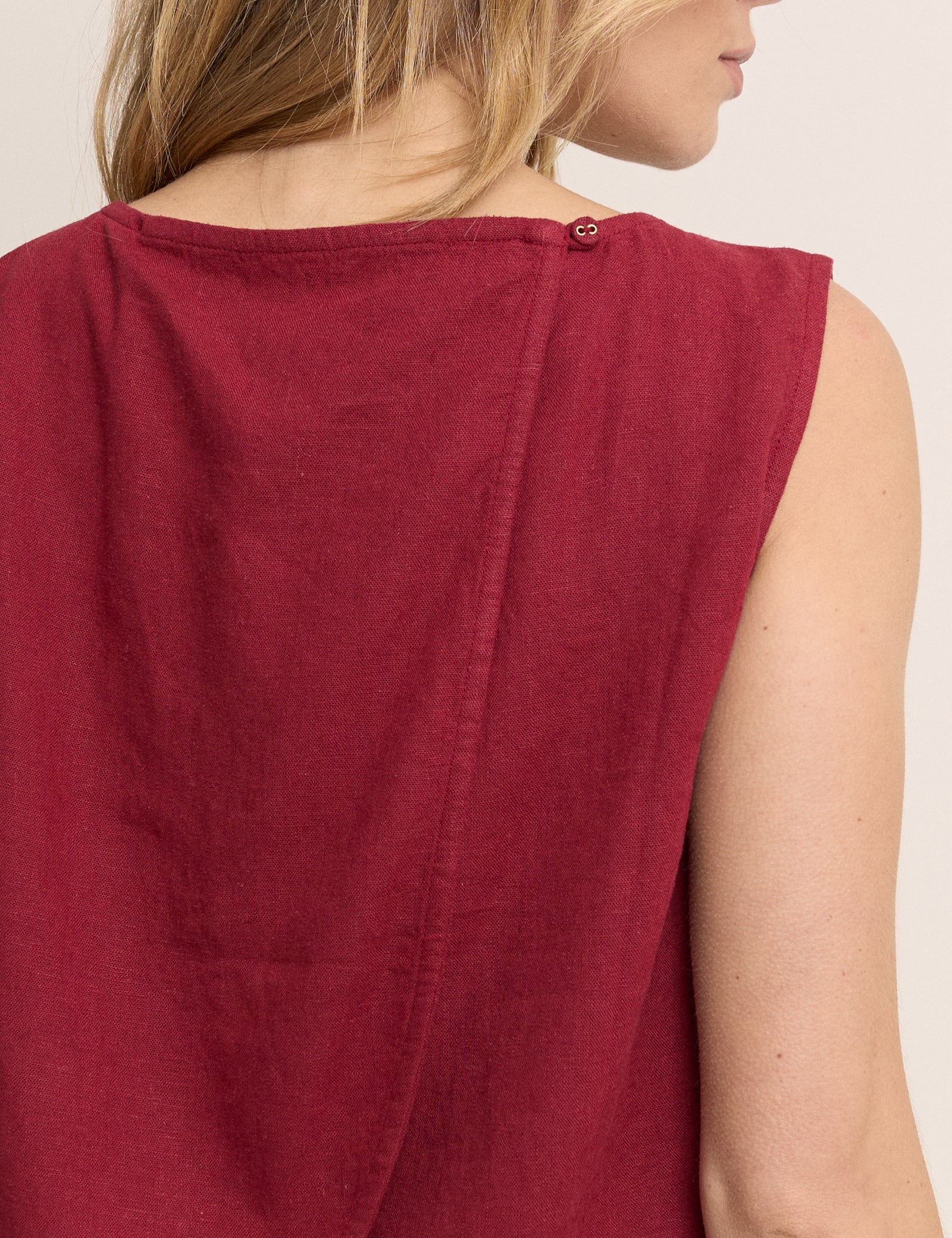 Red Tulip Wrap Detail Tank Top - Image 2