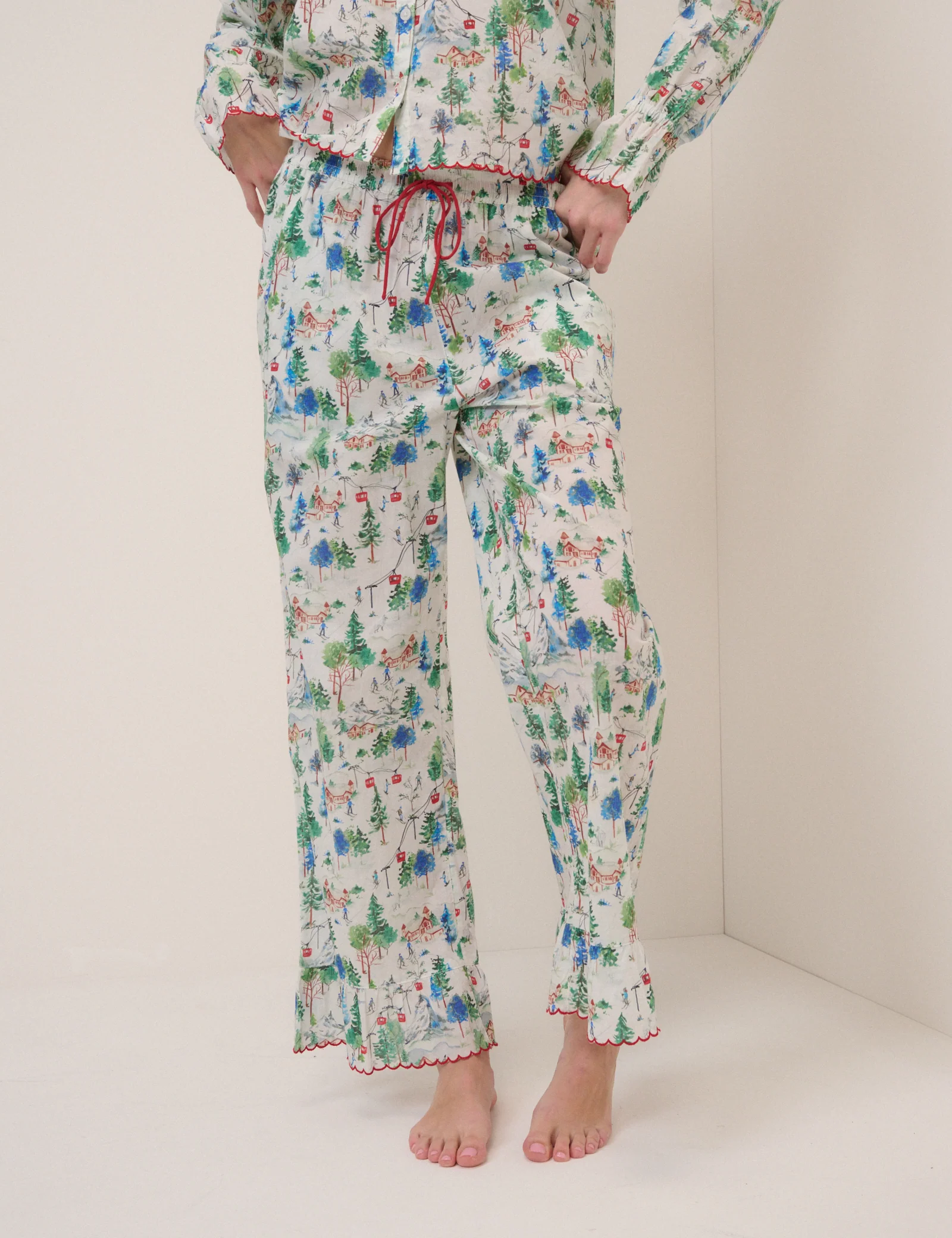 White Aspen Treasures Pyjama Set - Image 4