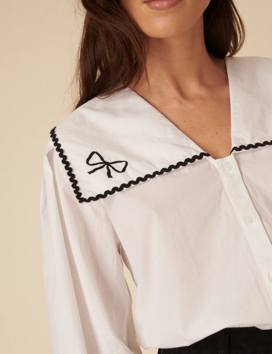White Embroidered Sailor Collar Blouse - Image 4