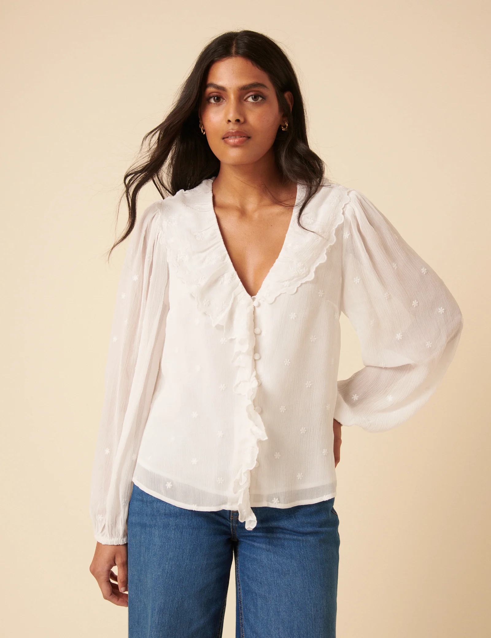 White Floral Embroidered Ruffle Collar Balloon Sleeve Blouse - Image 2