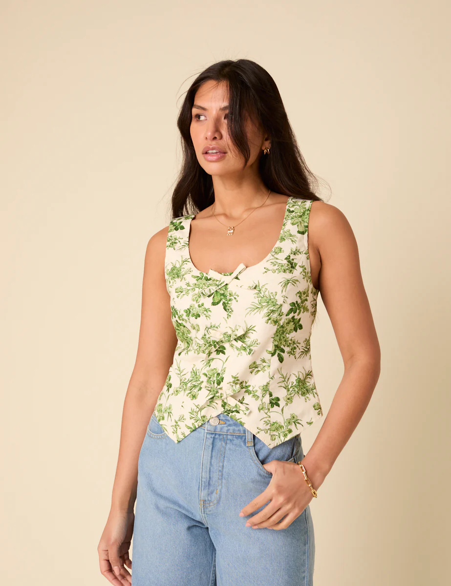White Floral Waistcoat - Image 4