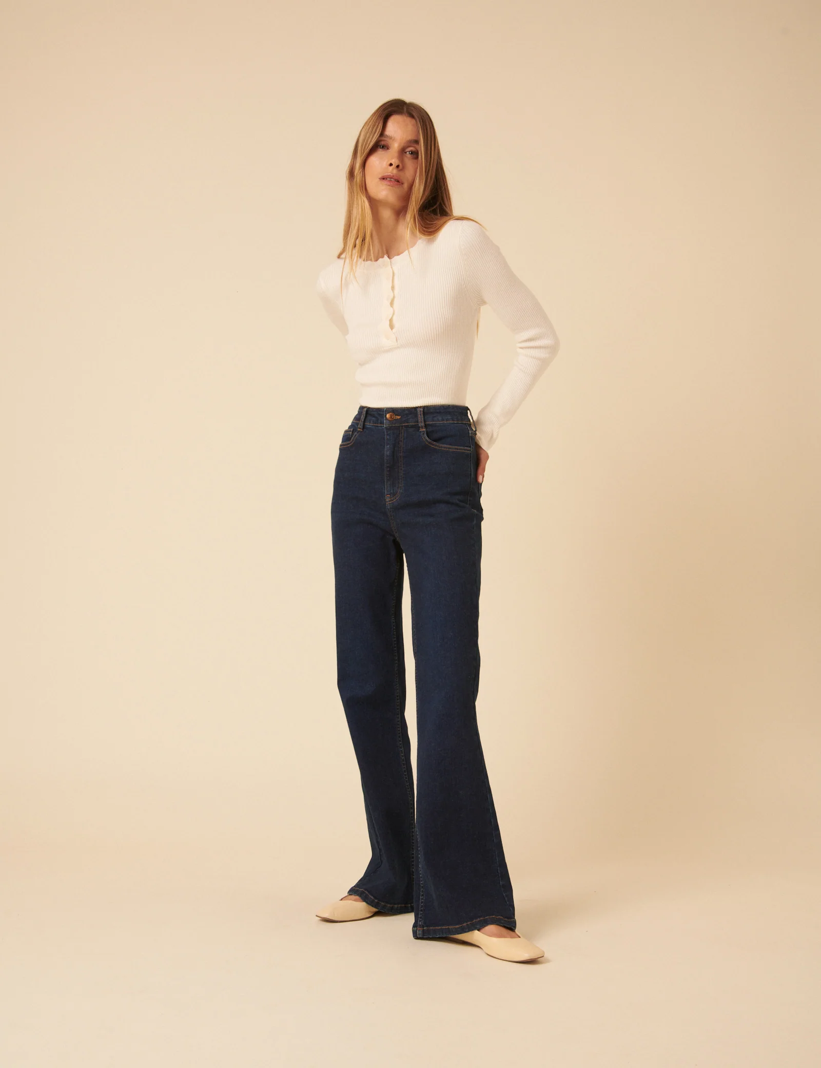 White Ribbed Knitted Long Sleeve Top - Image 3