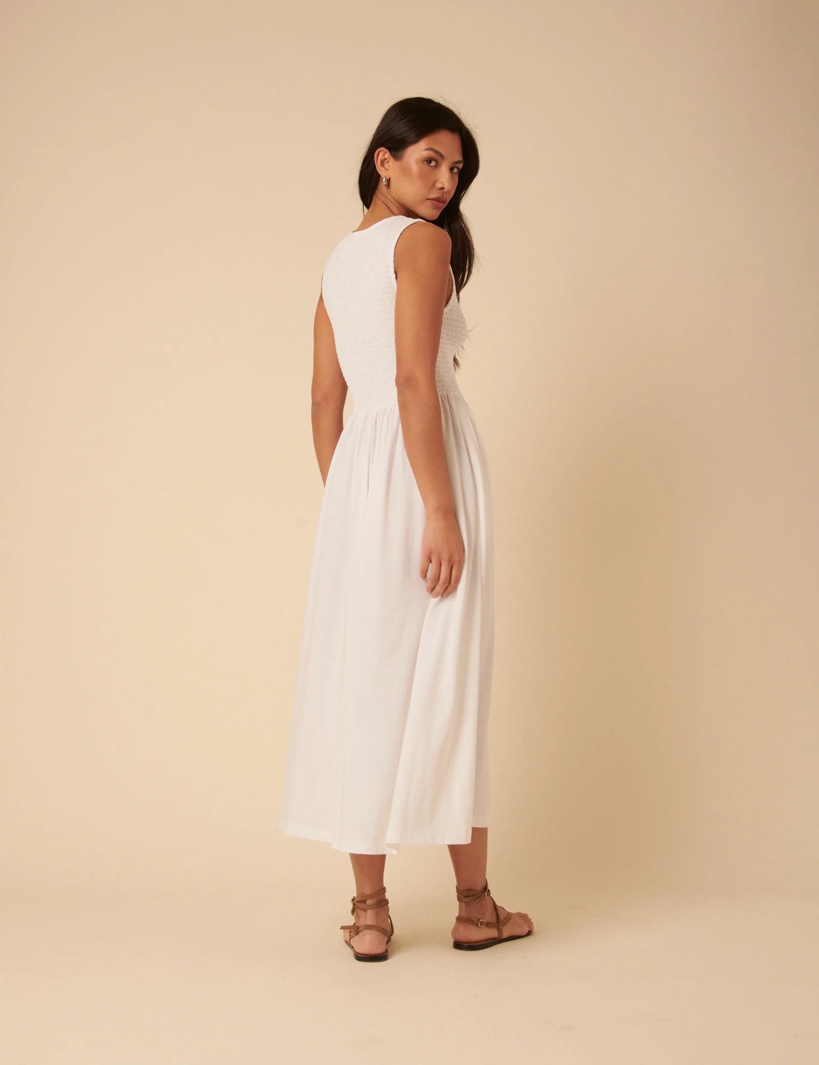 White Shirred Bodice Billie Midi Dress - Image 4